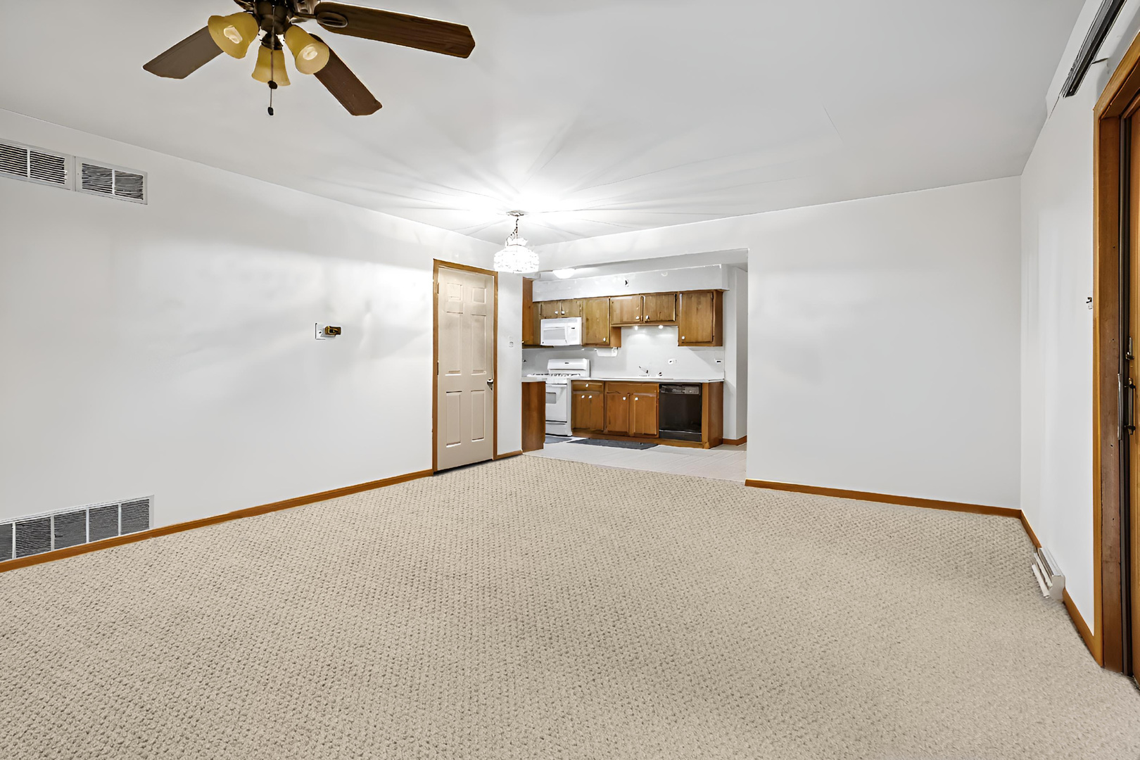 15249 Pine Drive, Oak Forest, IL 60452