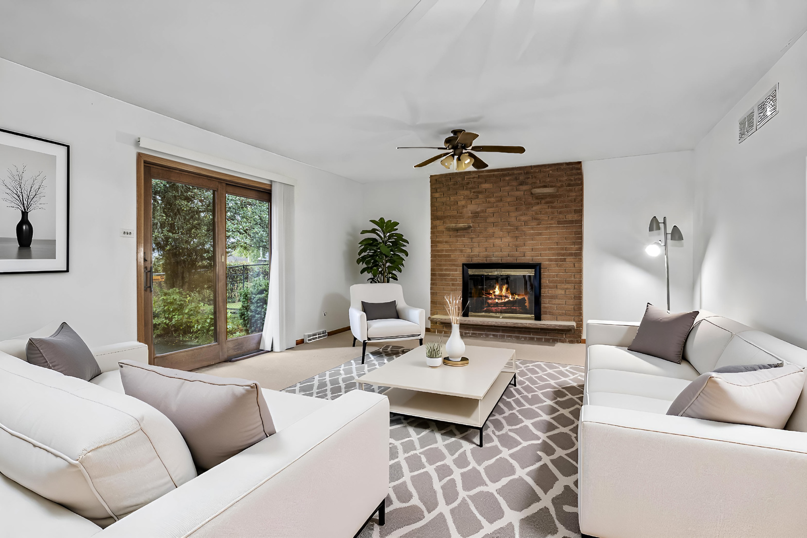 15249 Pine Drive, Oak Forest, IL 60452