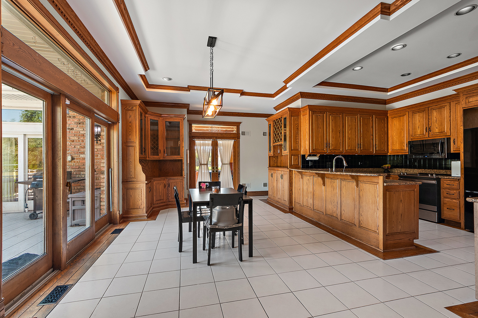 9717 W Kuse Road, Frankfort, IL 60423