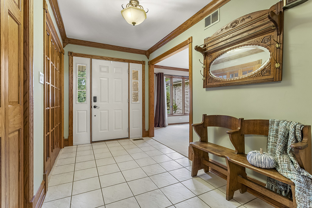 13755 S Golden Oak Drive, Homer Glen, IL 60491