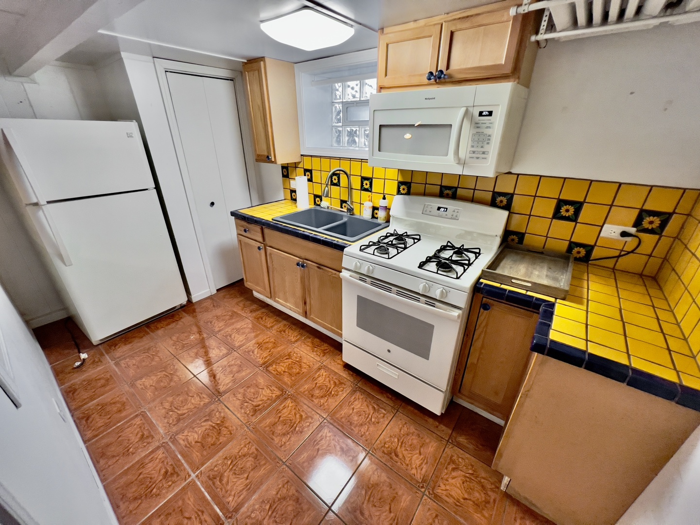 344 Fairview Avenue, West Chicago, IL 60185
