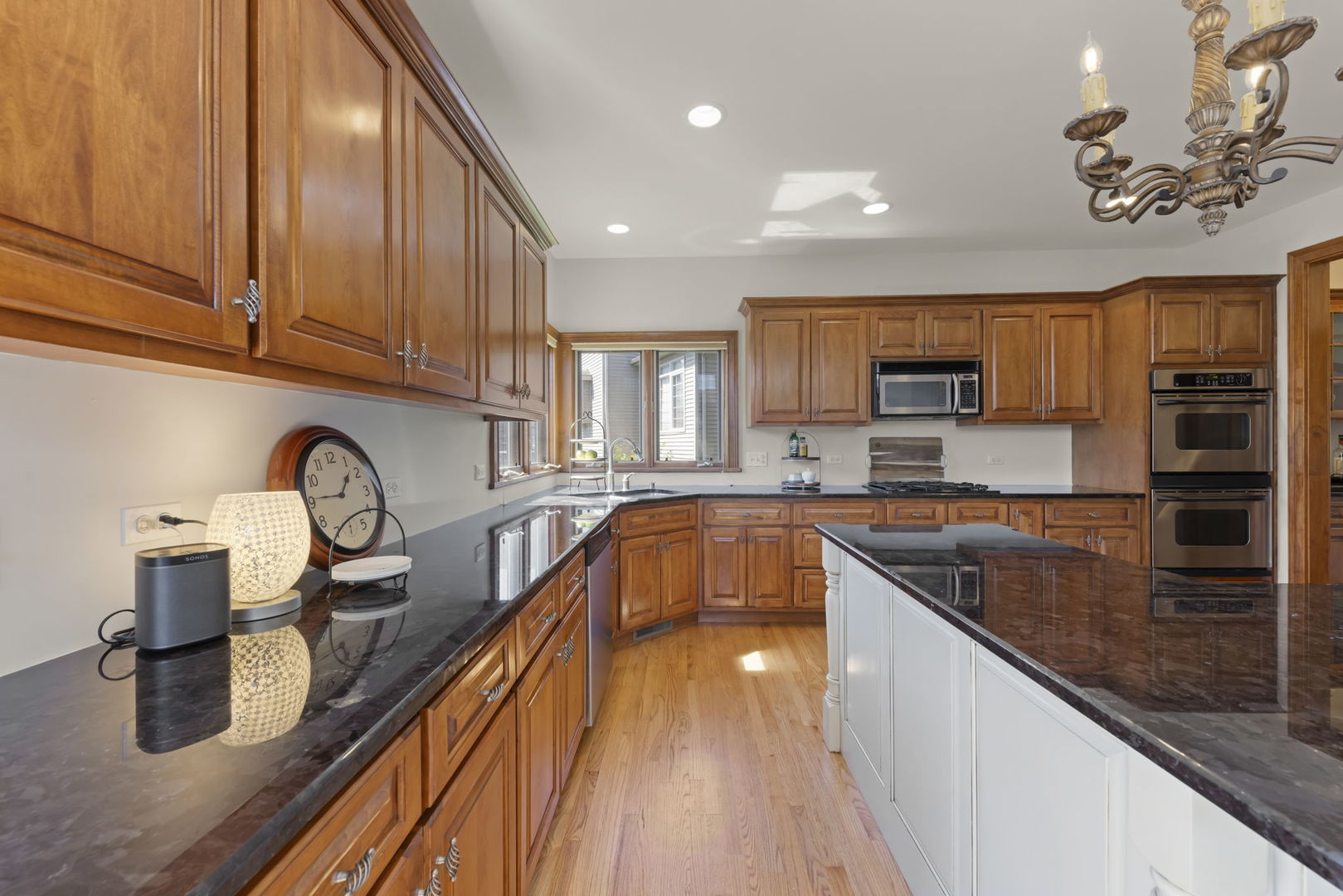 26307 Whispering Woods Court, Plainfield, IL 60585