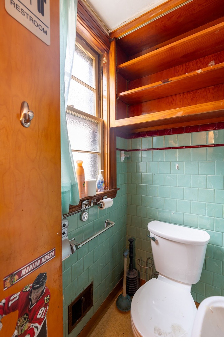 2802 Cuyler Avenue, Berwyn, IL 60402