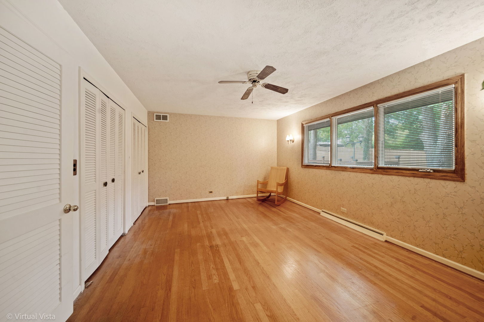 2630 Vale Court, Downers Grove, IL 60516