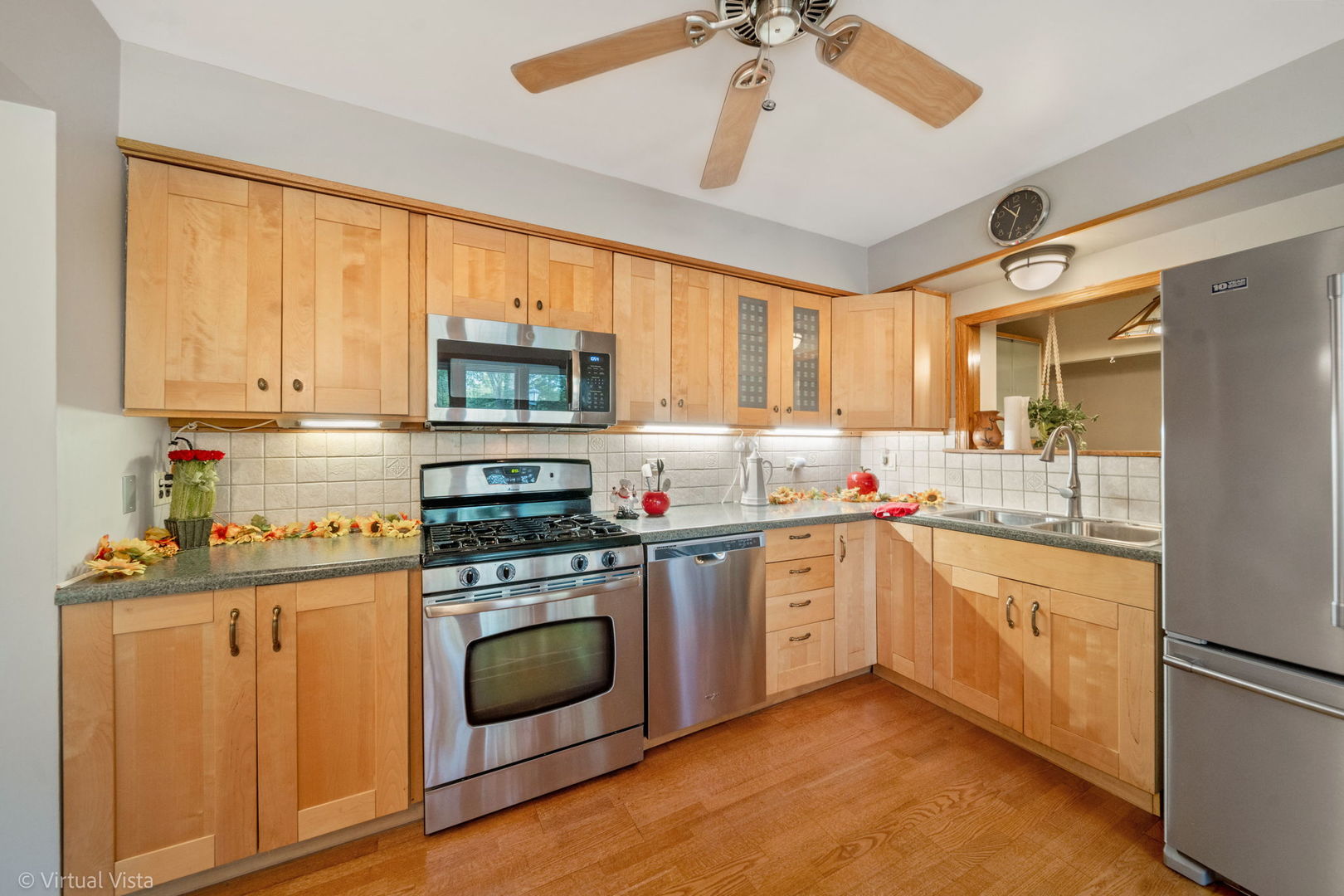 2630 Vale Court, Downers Grove, IL 60516