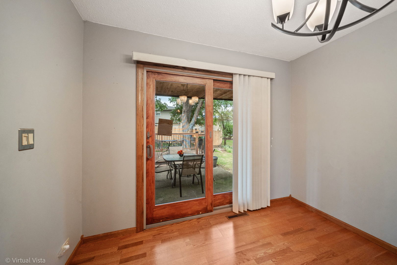 2630 Vale Court, Downers Grove, IL 60516