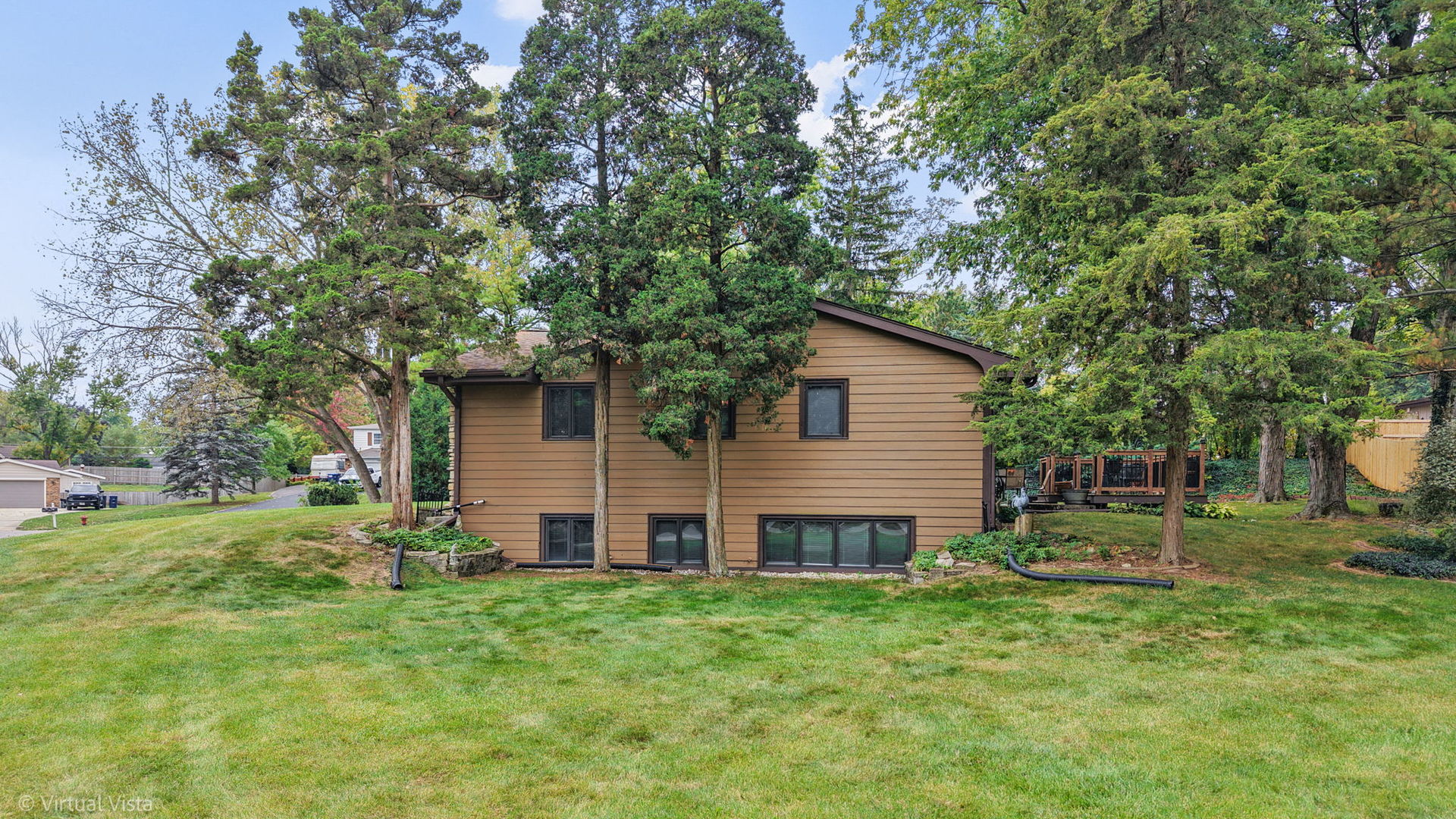 2630 Vale Court, Downers Grove, IL 60516