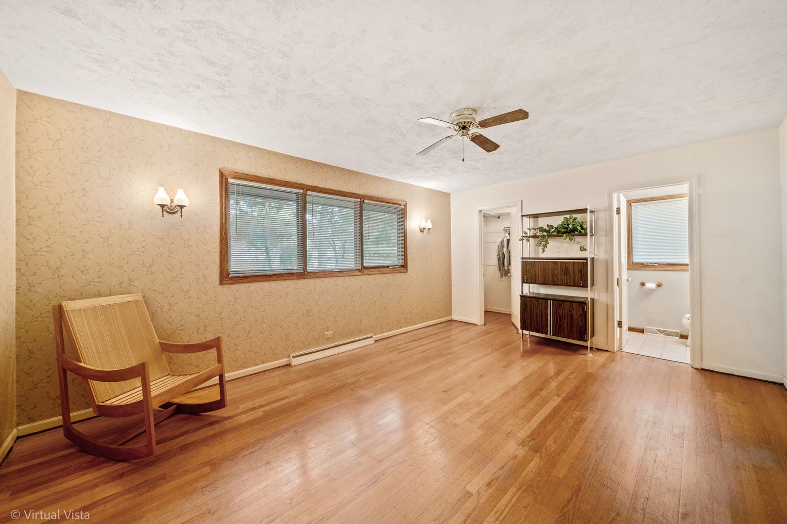 2630 Vale Court, Downers Grove, IL 60516