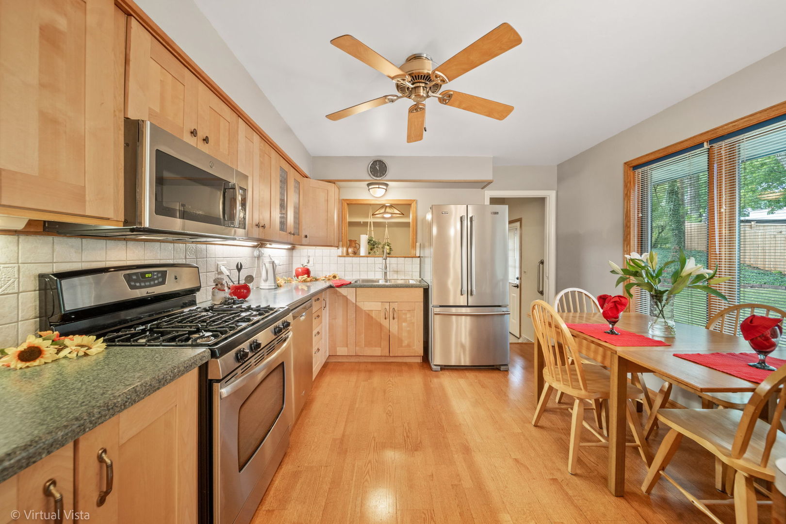 2630 Vale Court, Downers Grove, IL 60516