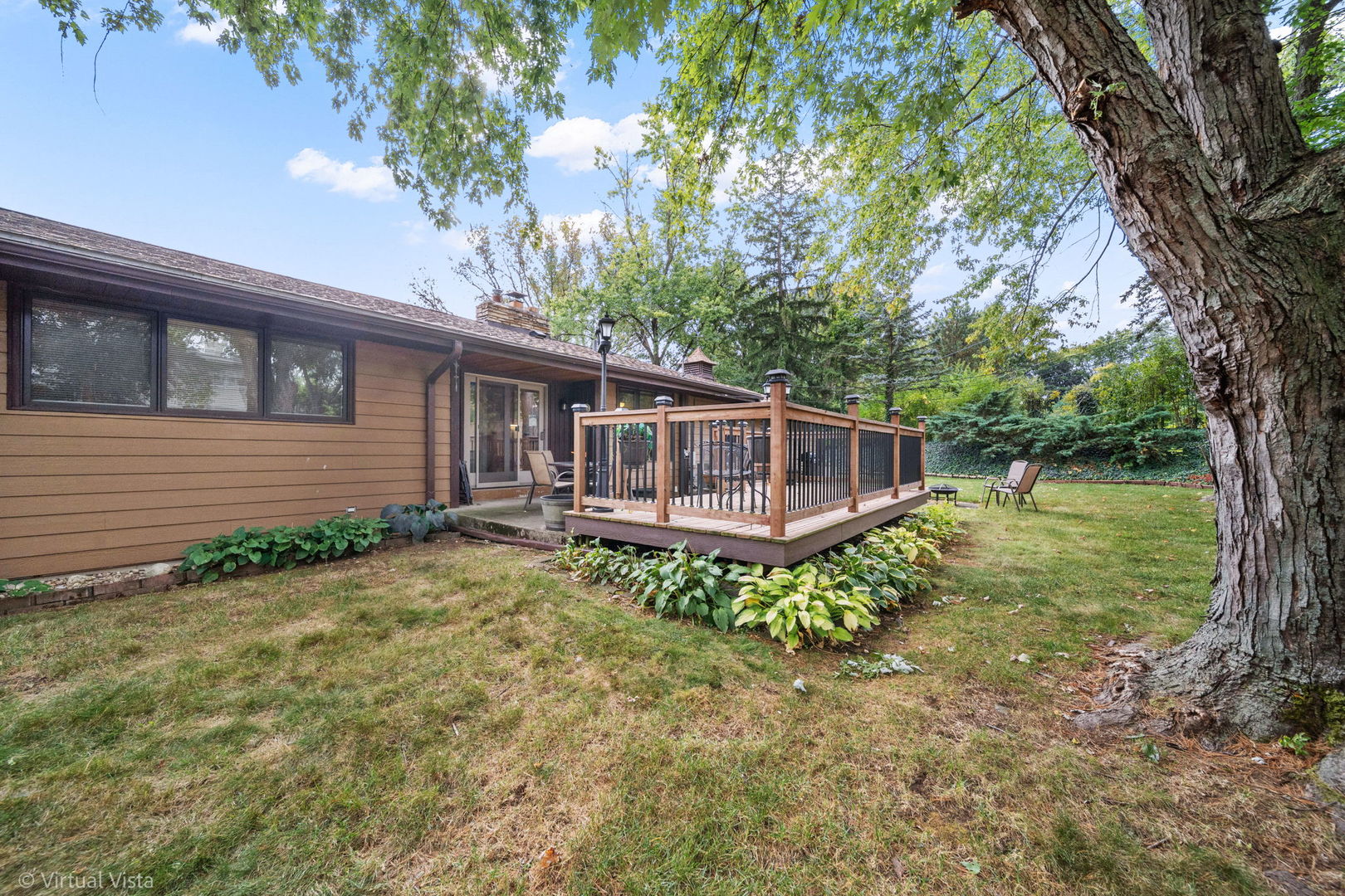 2630 Vale Court, Downers Grove, IL 60516