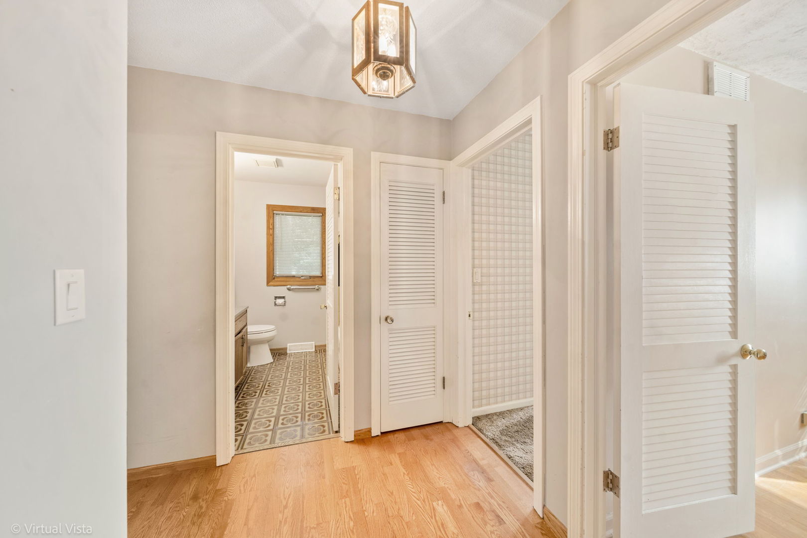 2630 Vale Court, Downers Grove, IL 60516