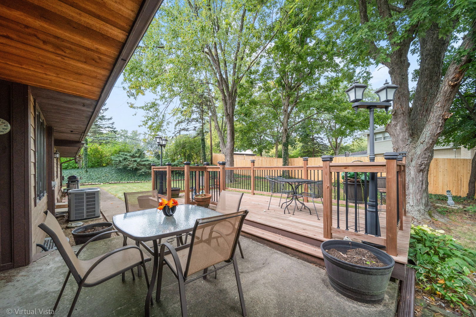 2630 Vale Court, Downers Grove, IL 60516