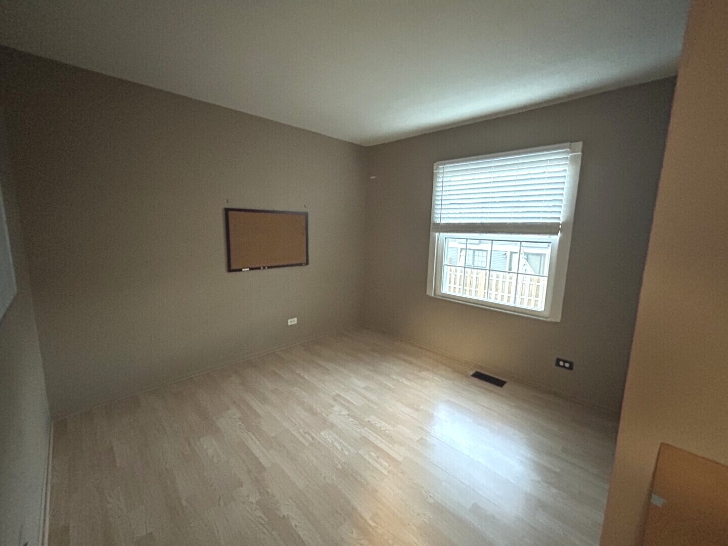4147 Continental Drive, Waukegan, IL 60087