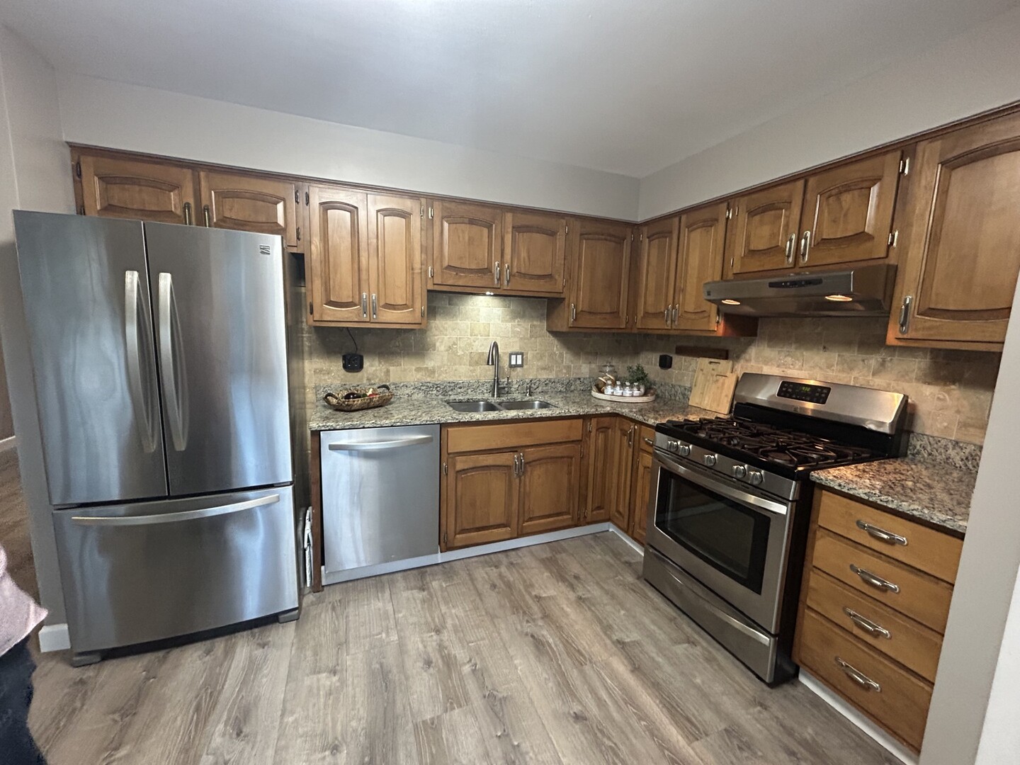 4147 Continental Drive, Waukegan, IL 60087
