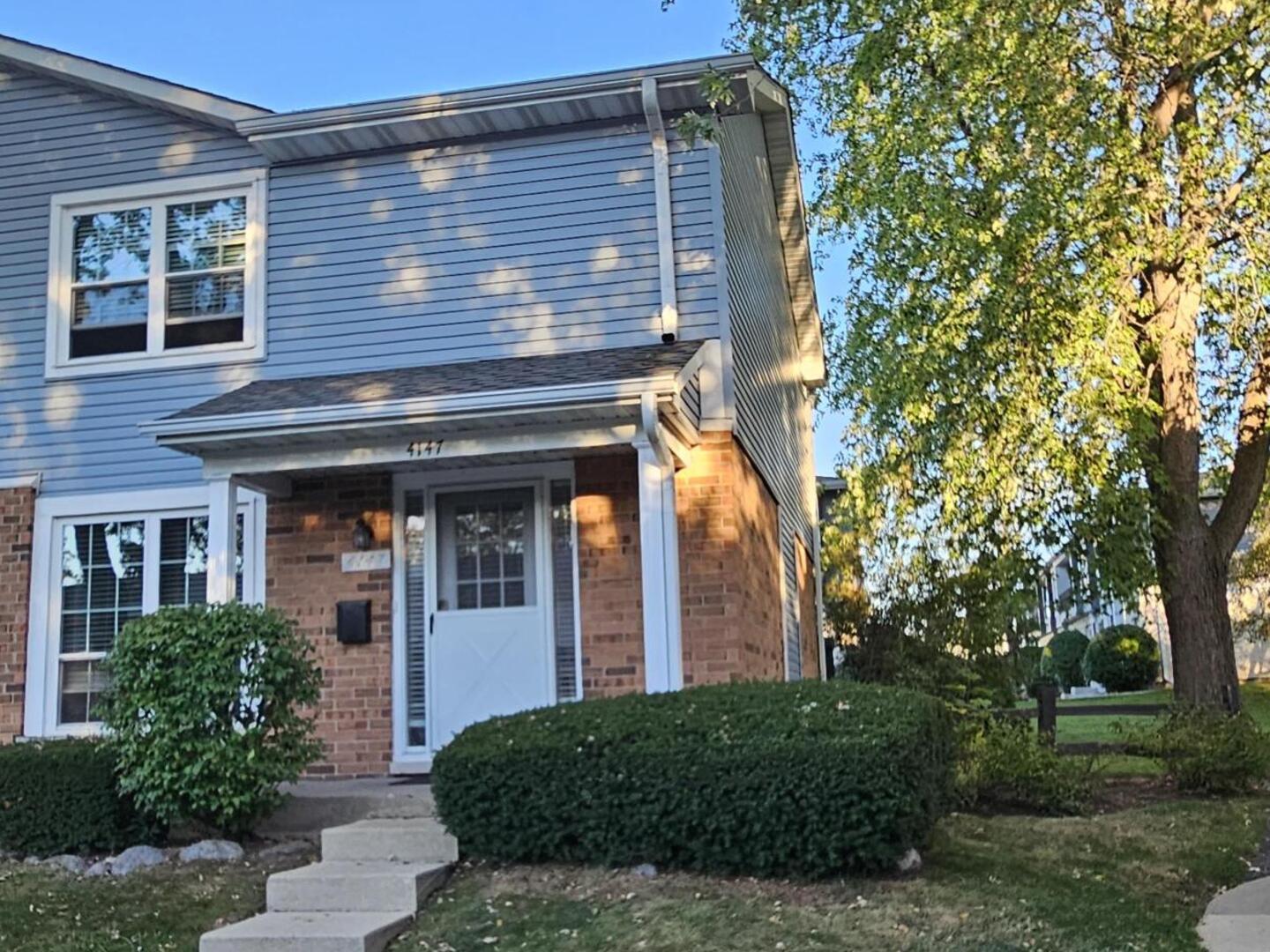 4147 Continental Drive, Waukegan, IL 60087