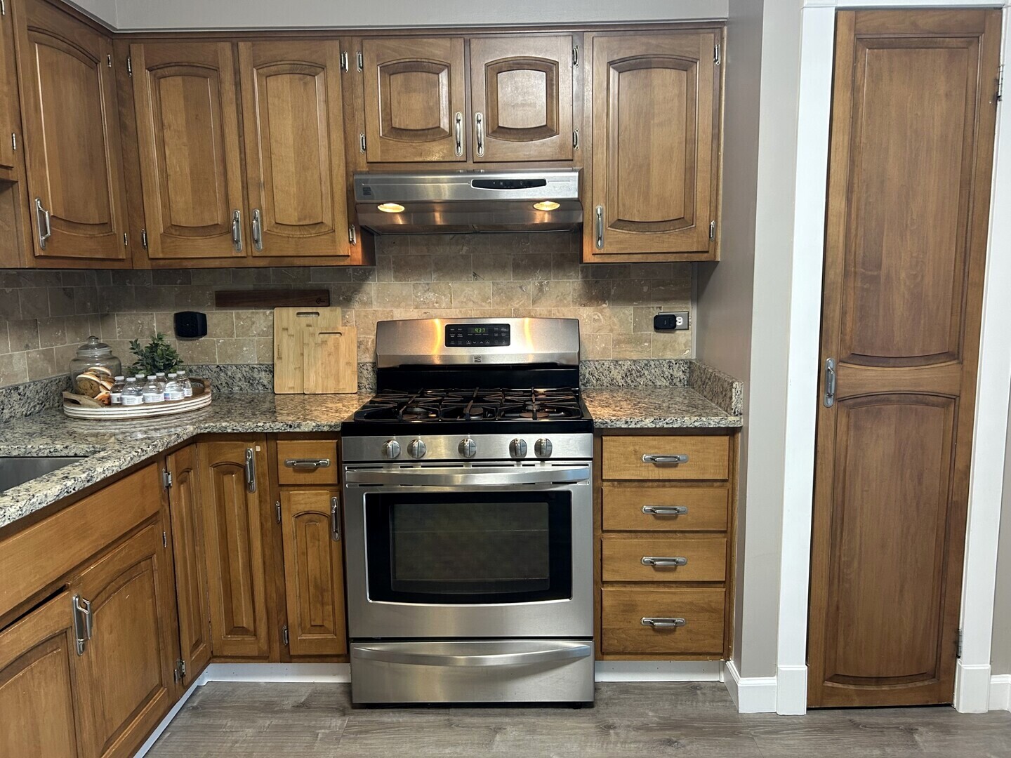 4147 Continental Drive, Waukegan, IL 60087