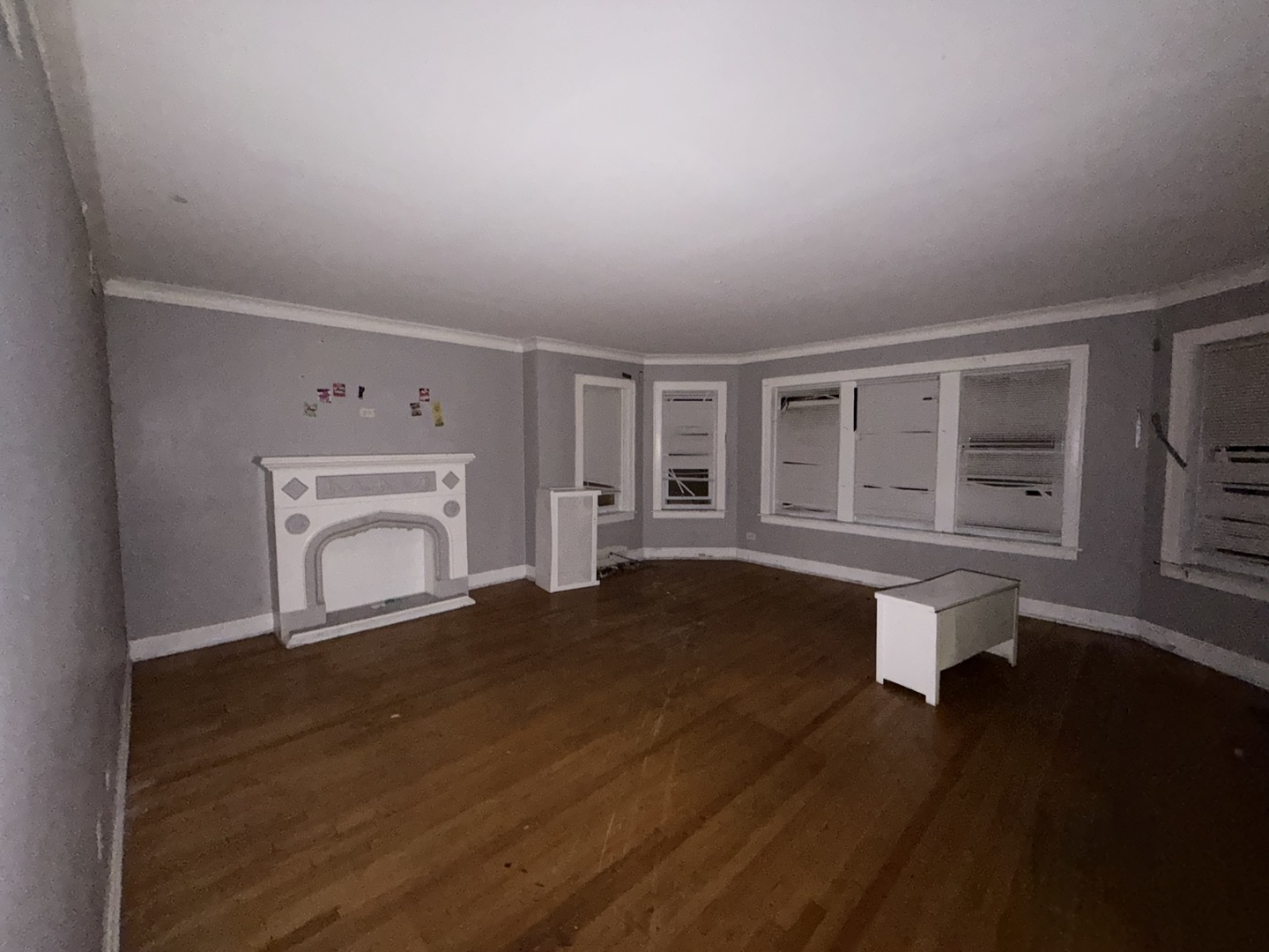 7816 S Phillips Avenue, Chicago, IL 60649