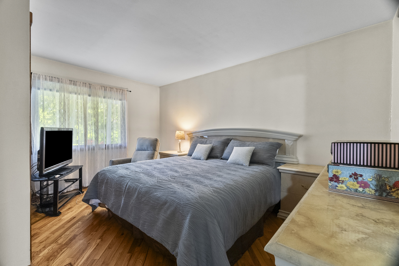 211 N Oltendorf Road, Streamwood, IL 60107