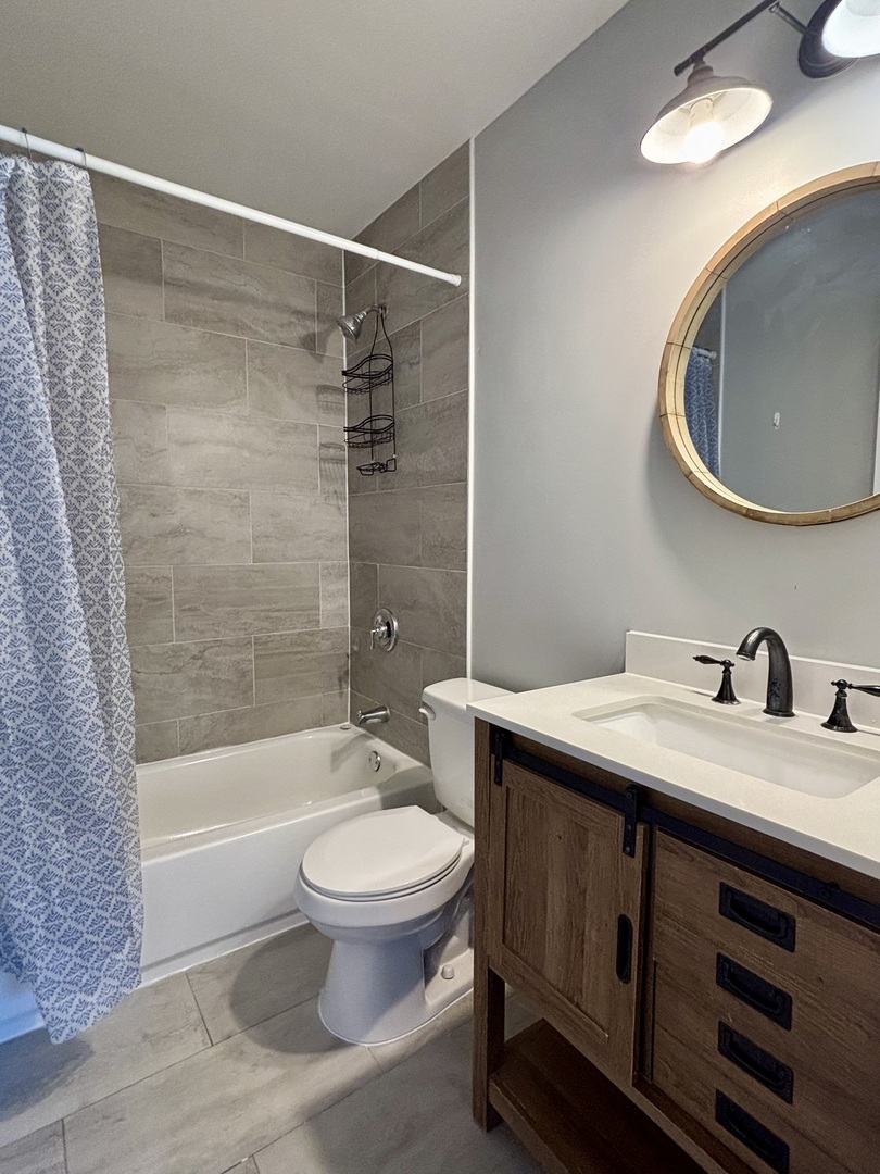 14949 Lakeview Drive #204, Orland Park, IL 60462