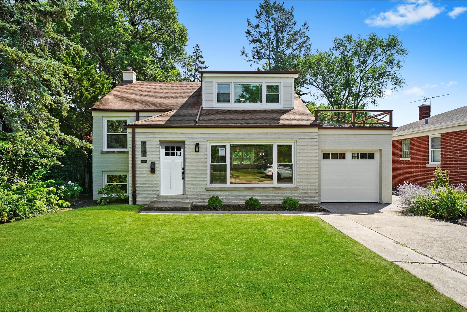 141 N Peck Avenue, La Grange, IL 60525