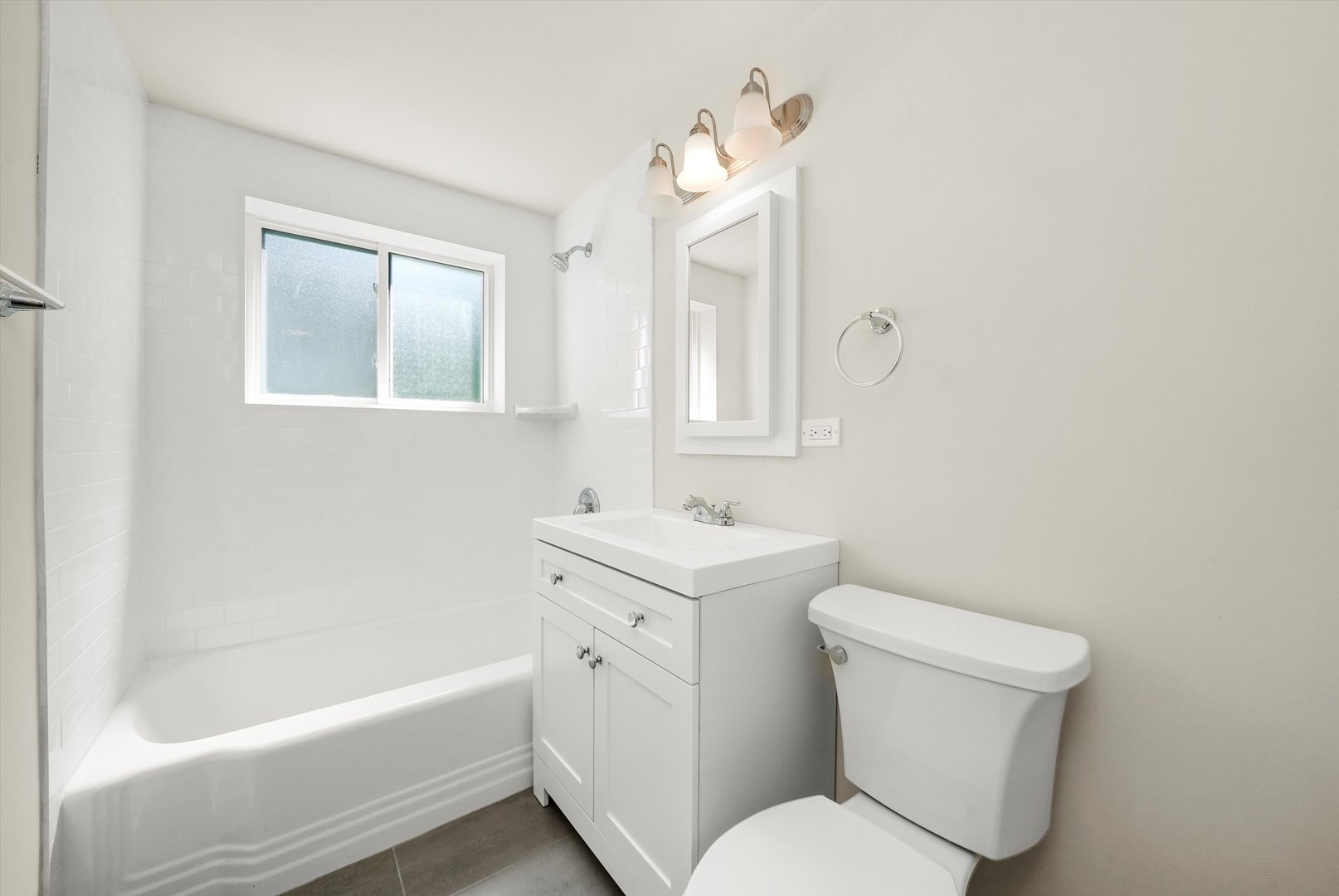 141 N Peck Avenue, La Grange, IL 60525