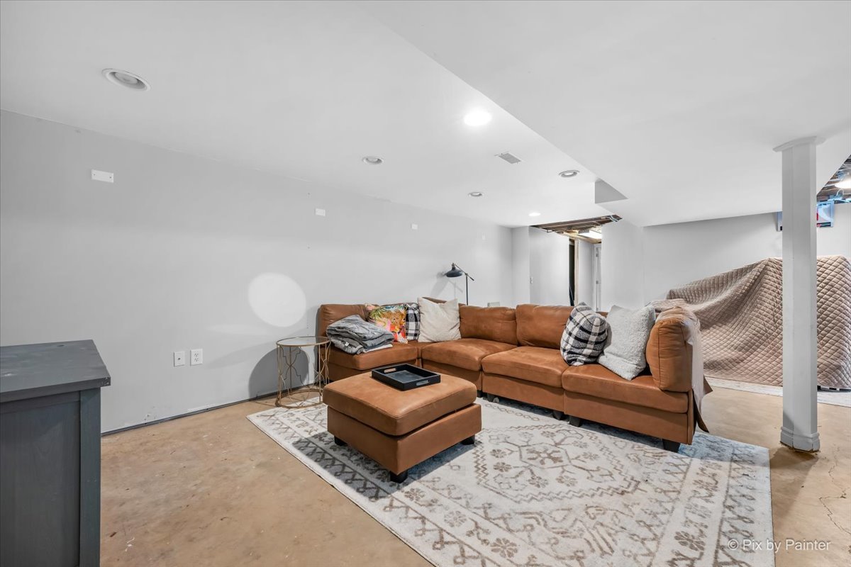 9520 Stacy Lane, Union, IL 60180