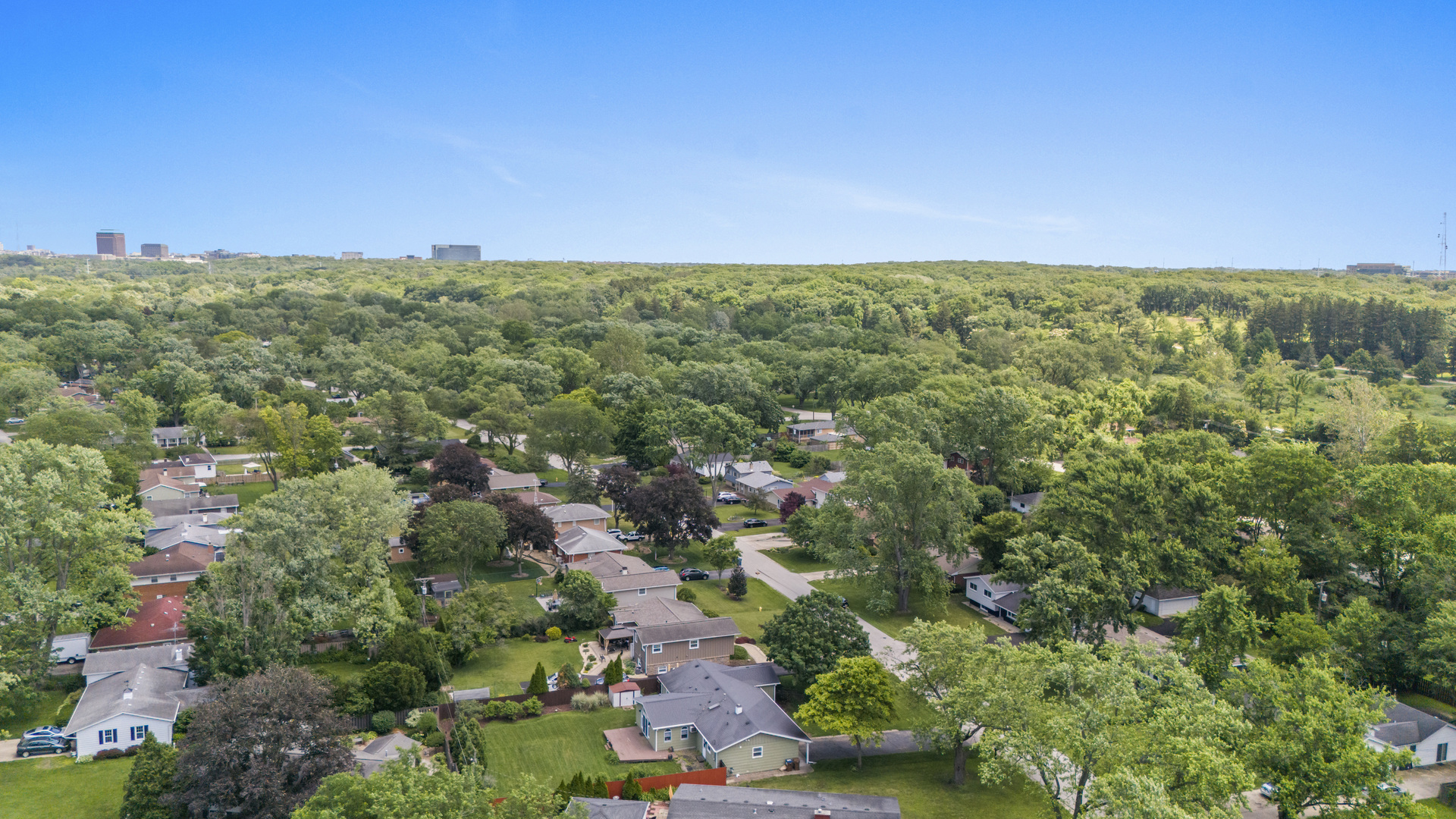 22W633 Burr Oak Drive, Glen Ellyn, IL 60137