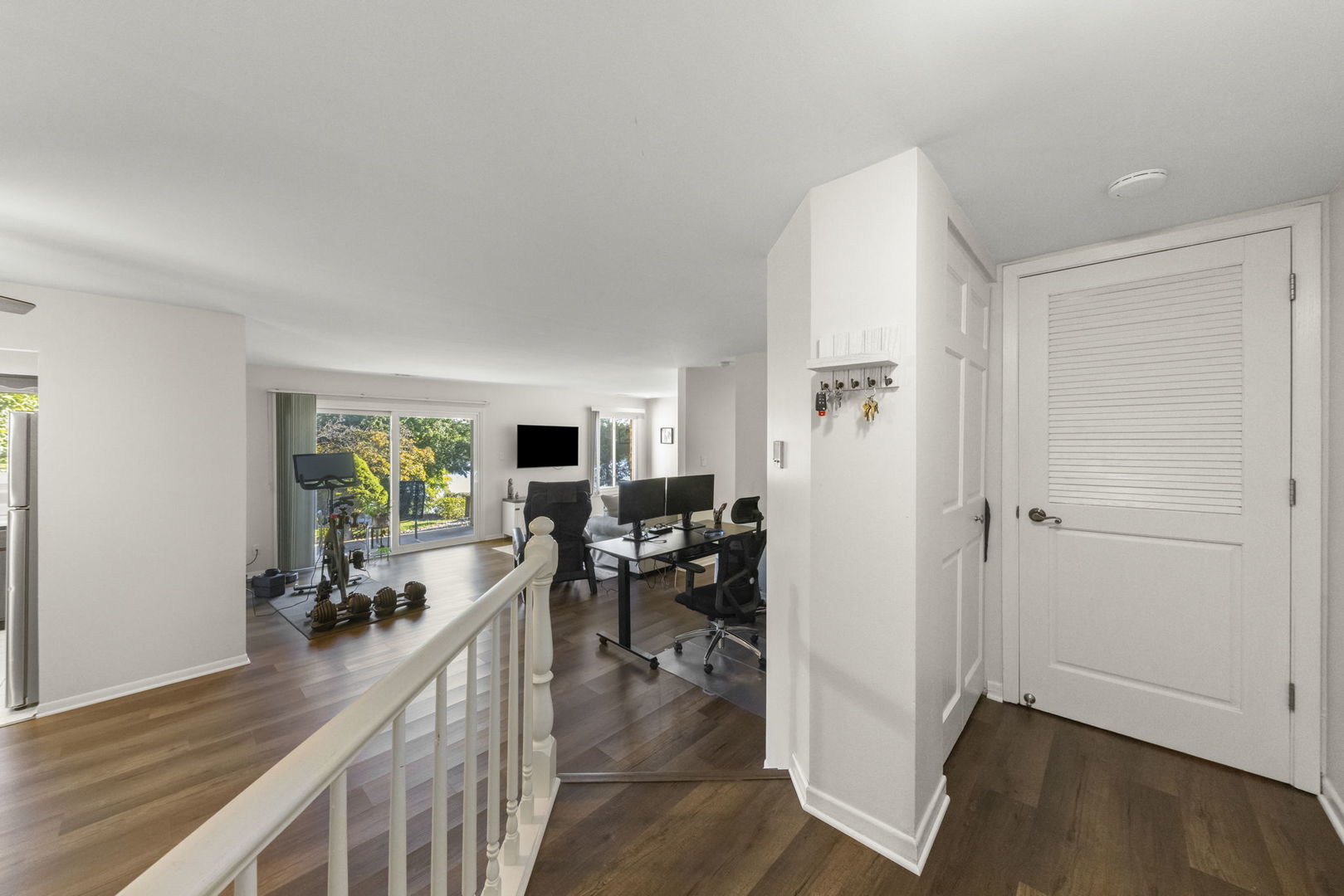 1703 Lakecliffe Drive #A, Wheaton, IL 60189