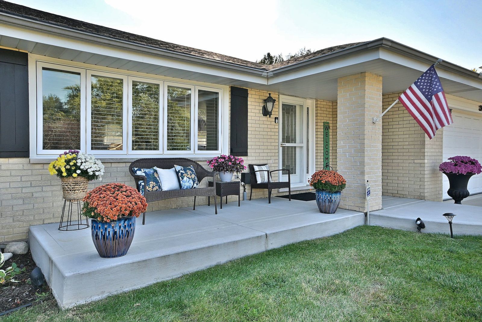 21W181 NORTH Lane, Itasca, IL 60143