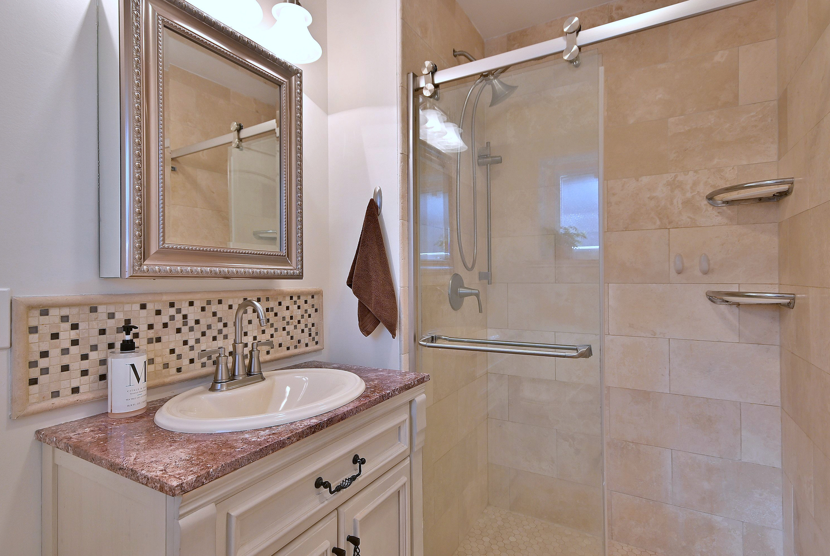 21W181 NORTH Lane, Itasca, IL 60143