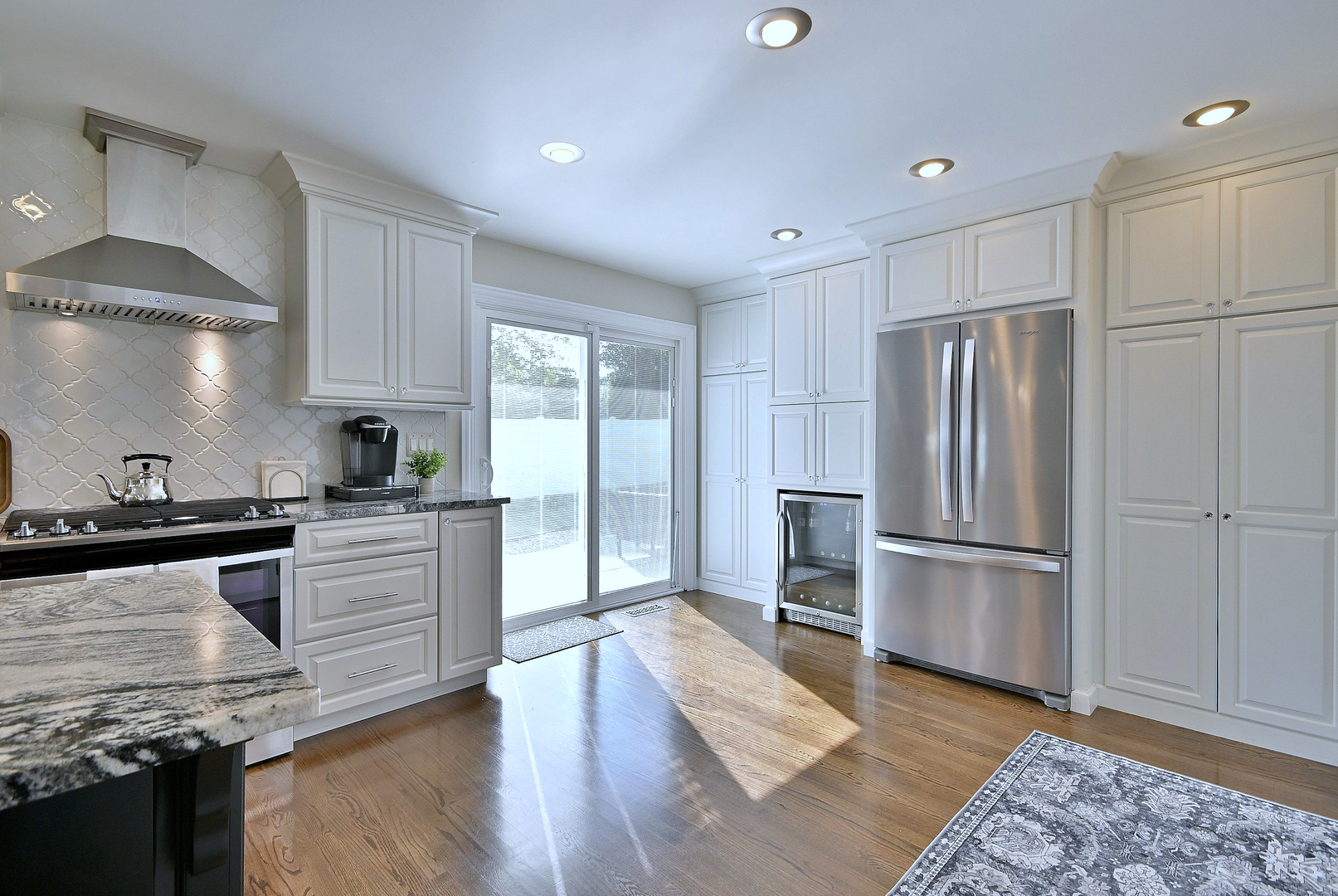 21W181 NORTH Lane, Itasca, IL 60143