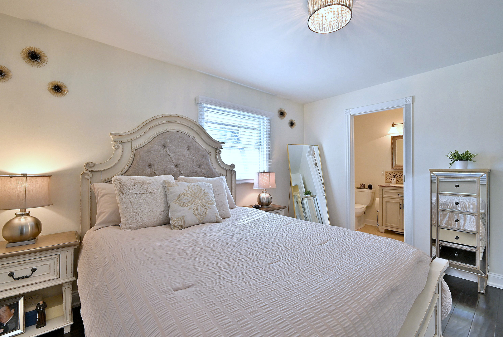 21W181 NORTH Lane, Itasca, IL 60143