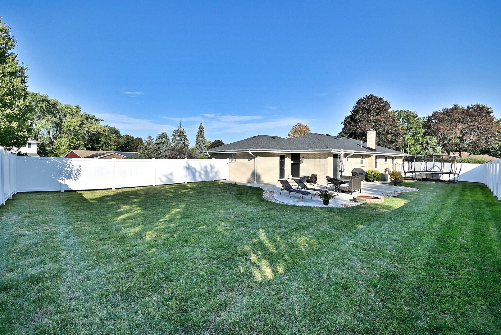 21W181 NORTH Lane, Itasca, IL 60143