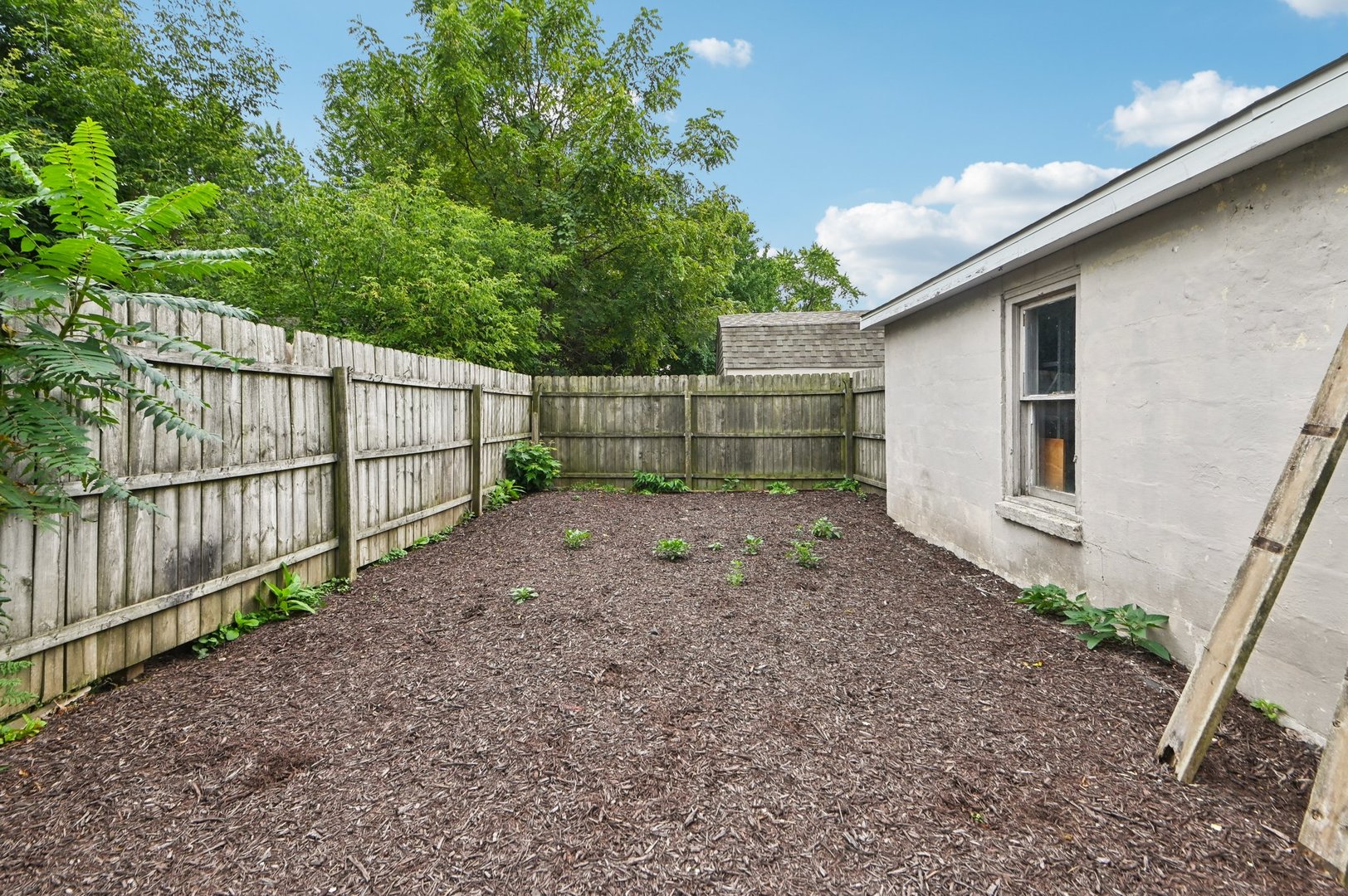 39161 N Holdridge Avenue, Beach Park, IL 60099