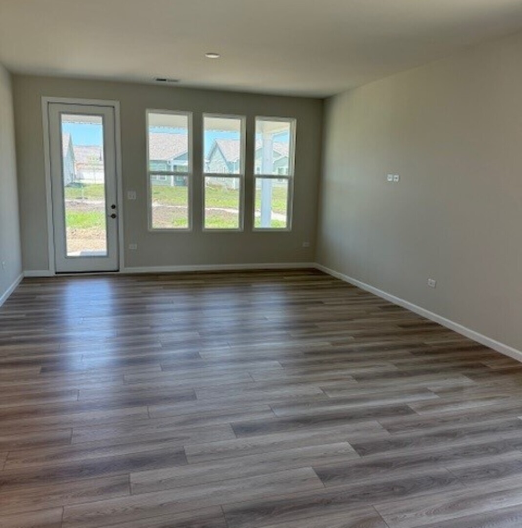 3302 Wildlight Road, Aurora, IL 60503