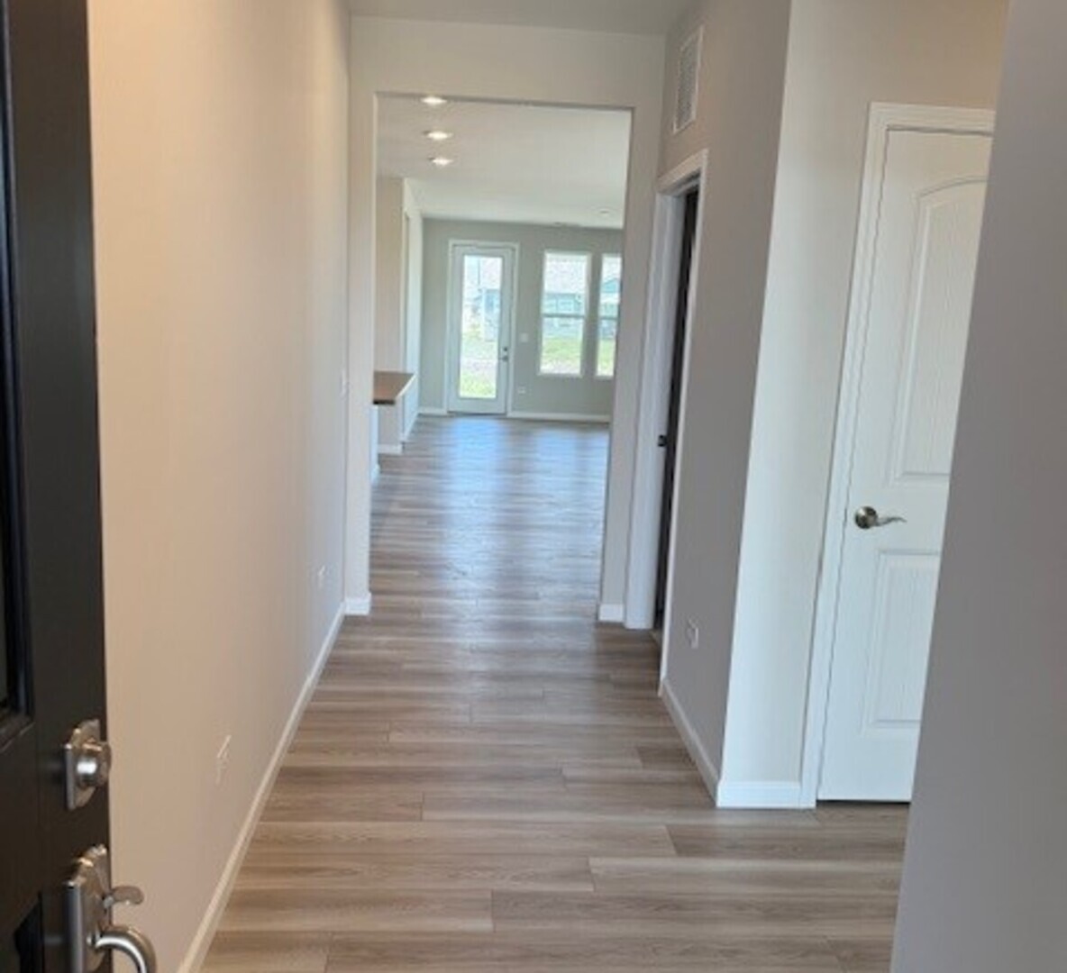 3302 Wildlight Road, Aurora, IL 60503