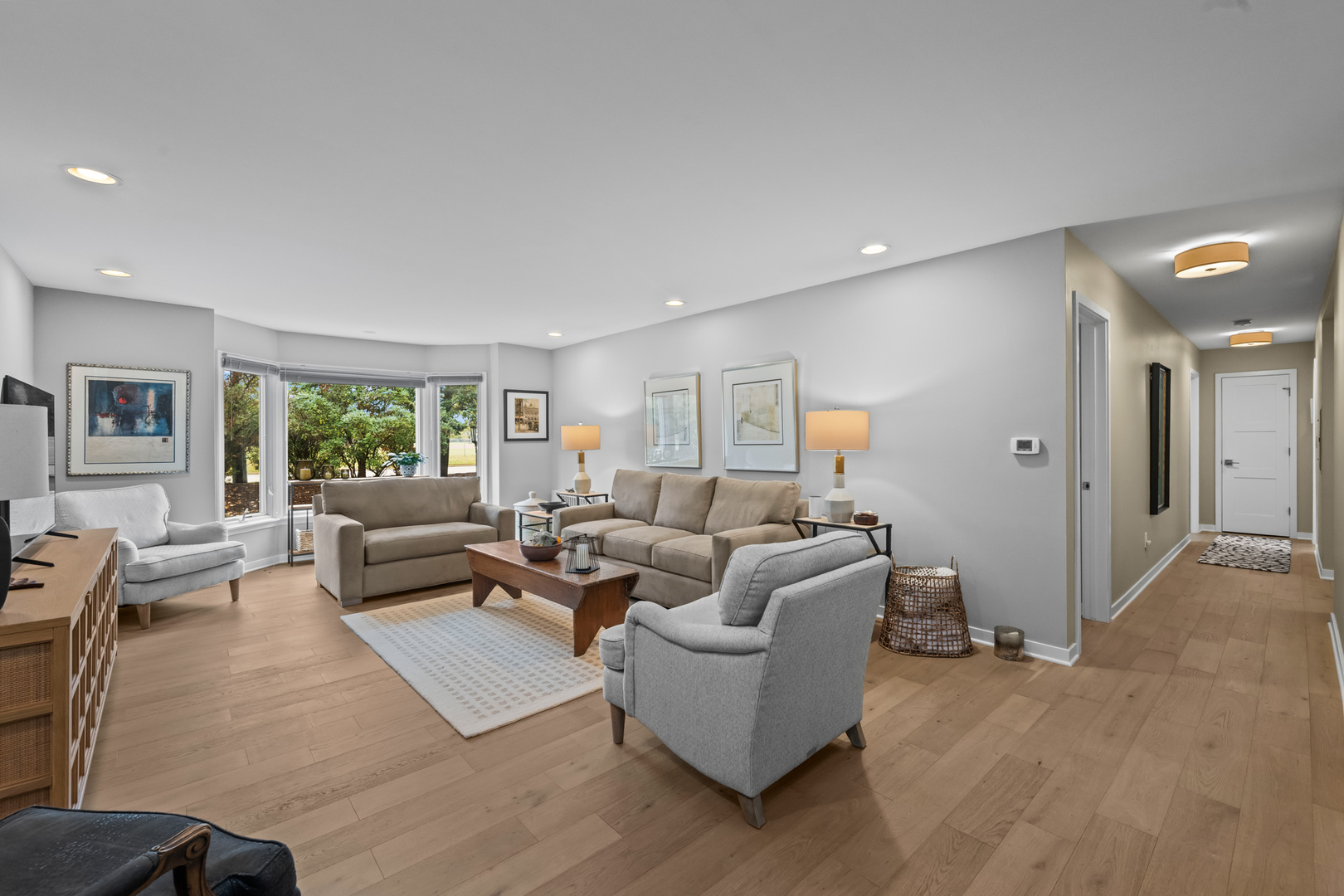 2300 Windsor Mall Court #1F, Park Ridge, IL 60068