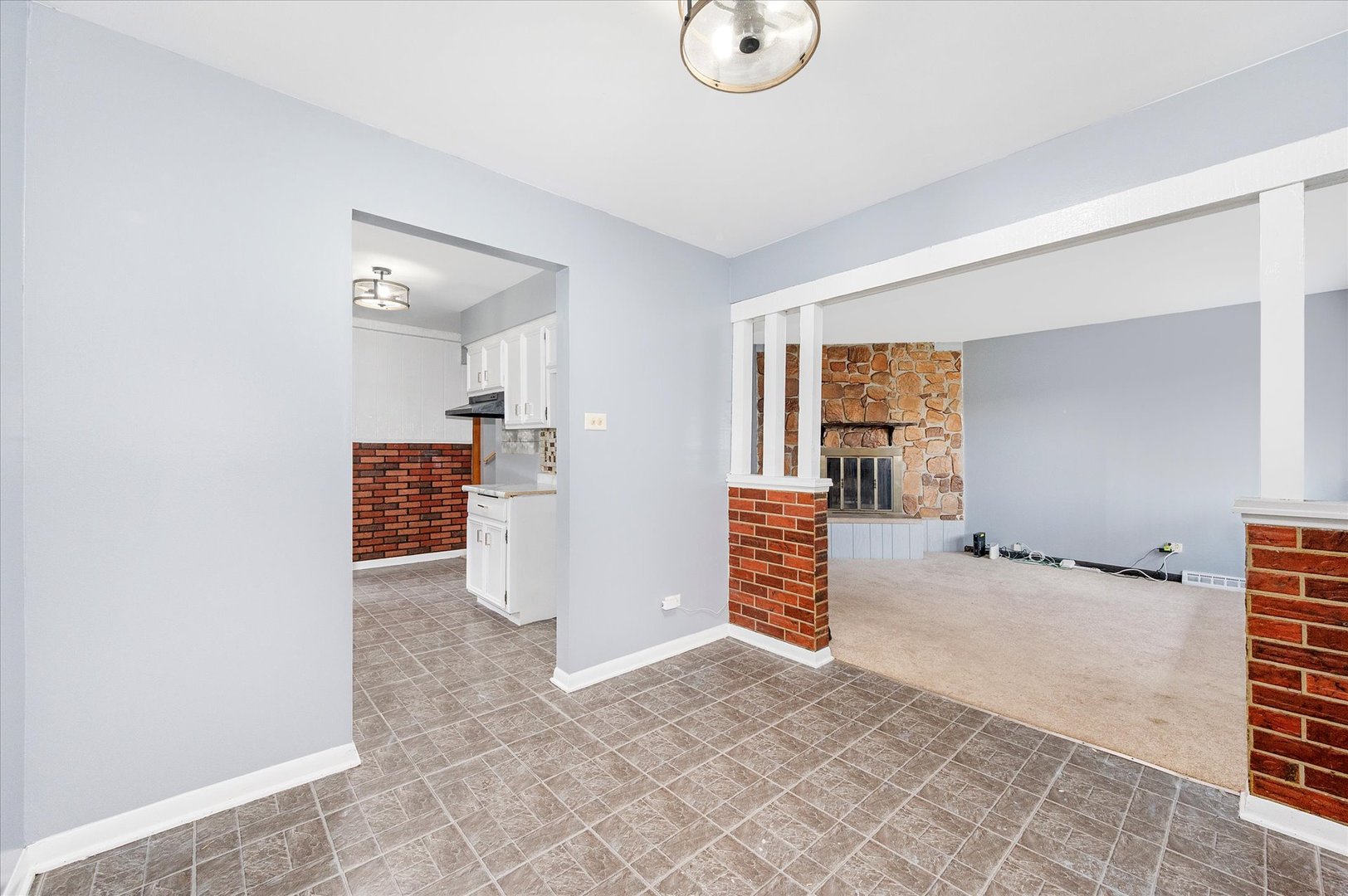 12356 S Carpenter Street, Calumet Park, IL 60827
