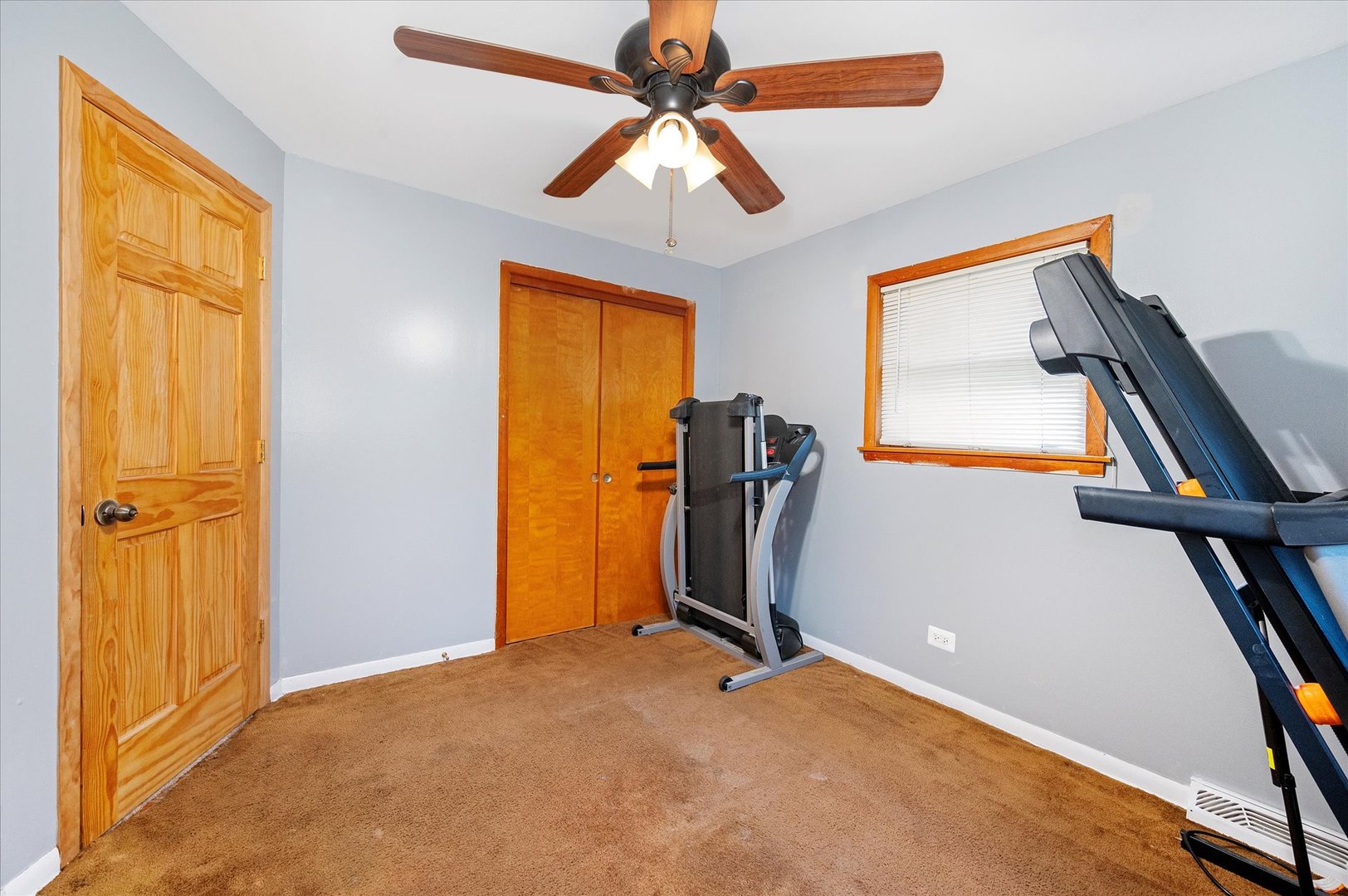 12356 S Carpenter Street, Calumet Park, IL 60827