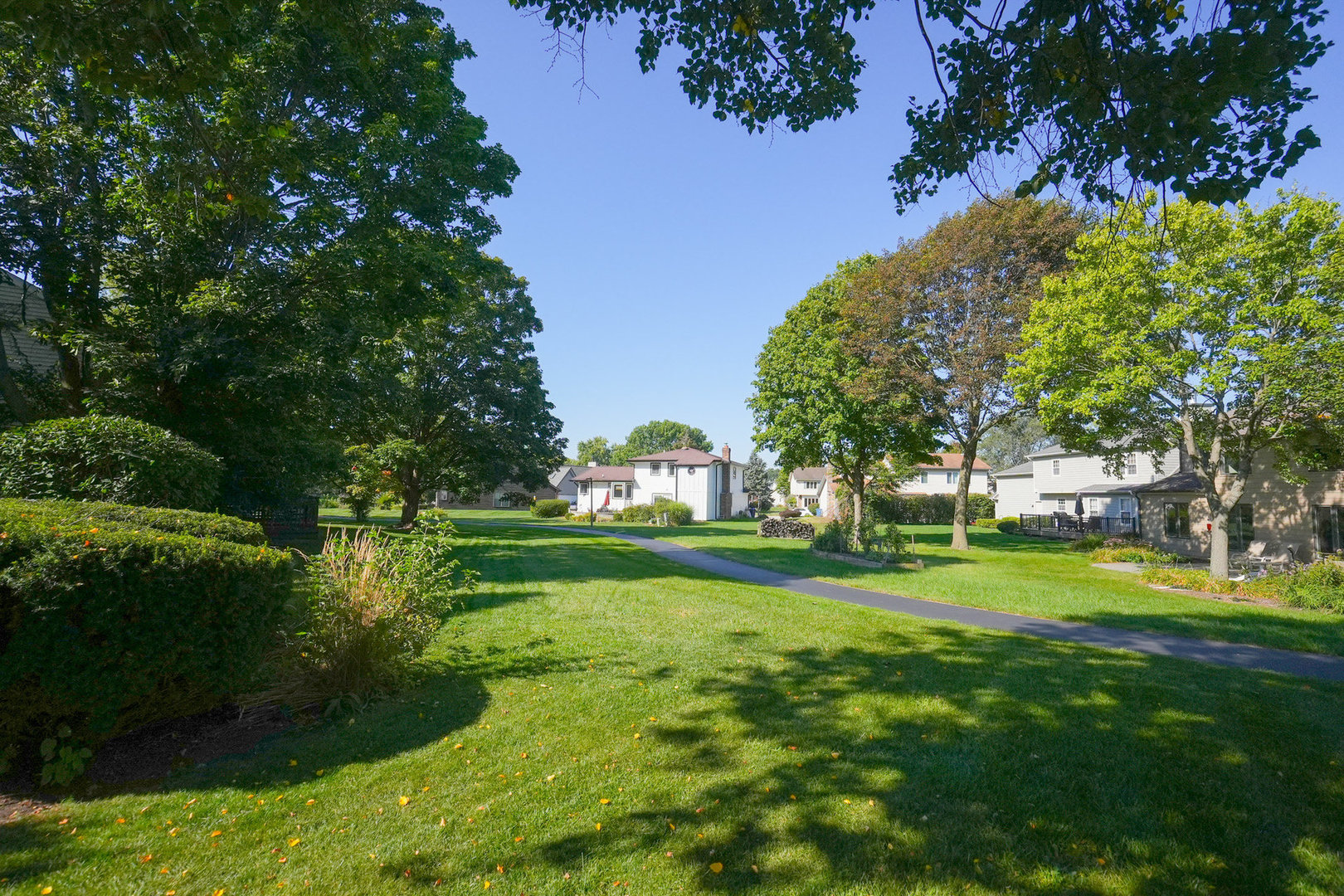 2671 Longview Drive, Lisle, IL 60532