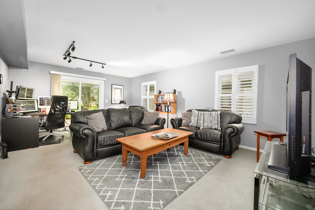 2671 Longview Drive, Lisle, IL 60532