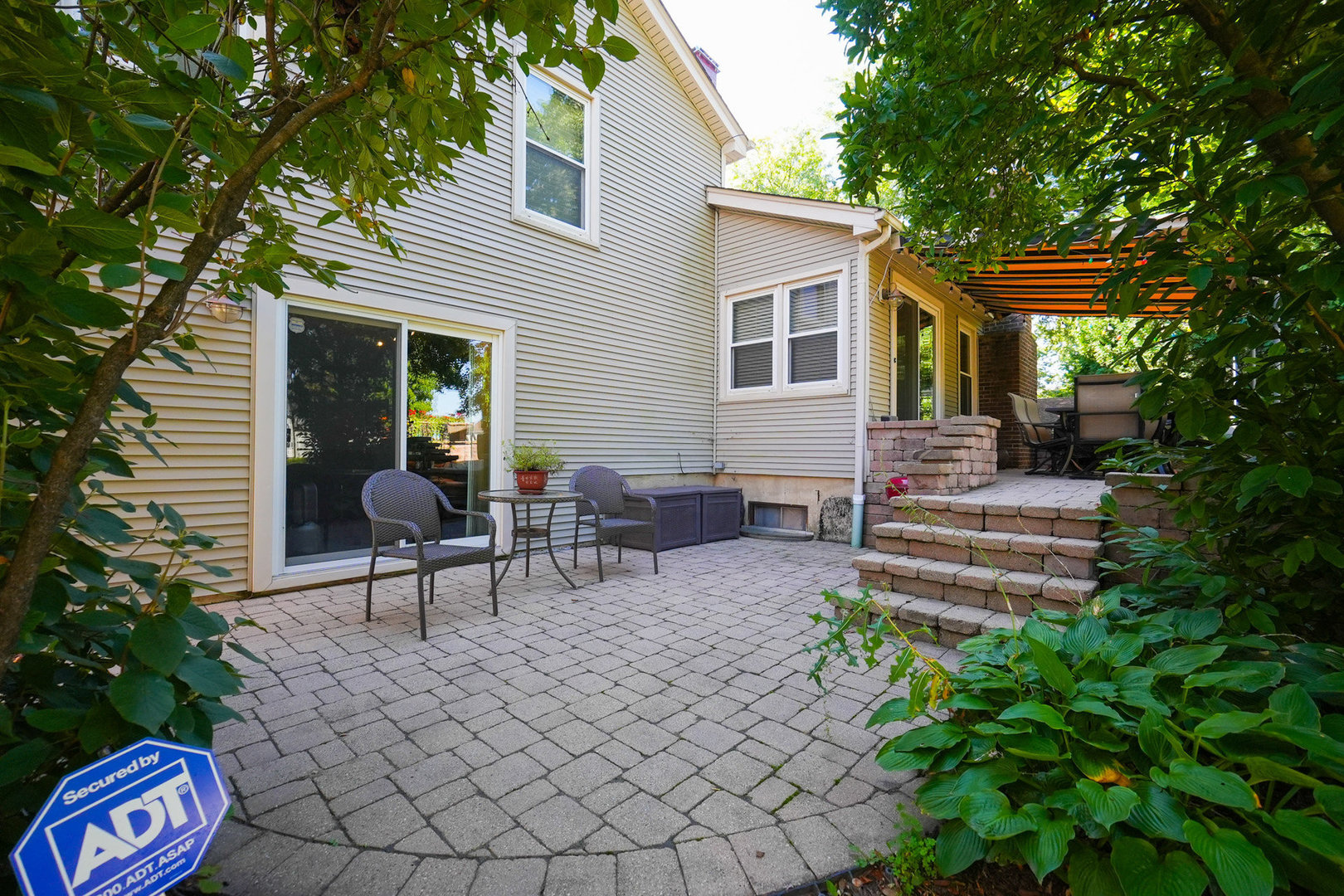 2671 Longview Drive, Lisle, IL 60532