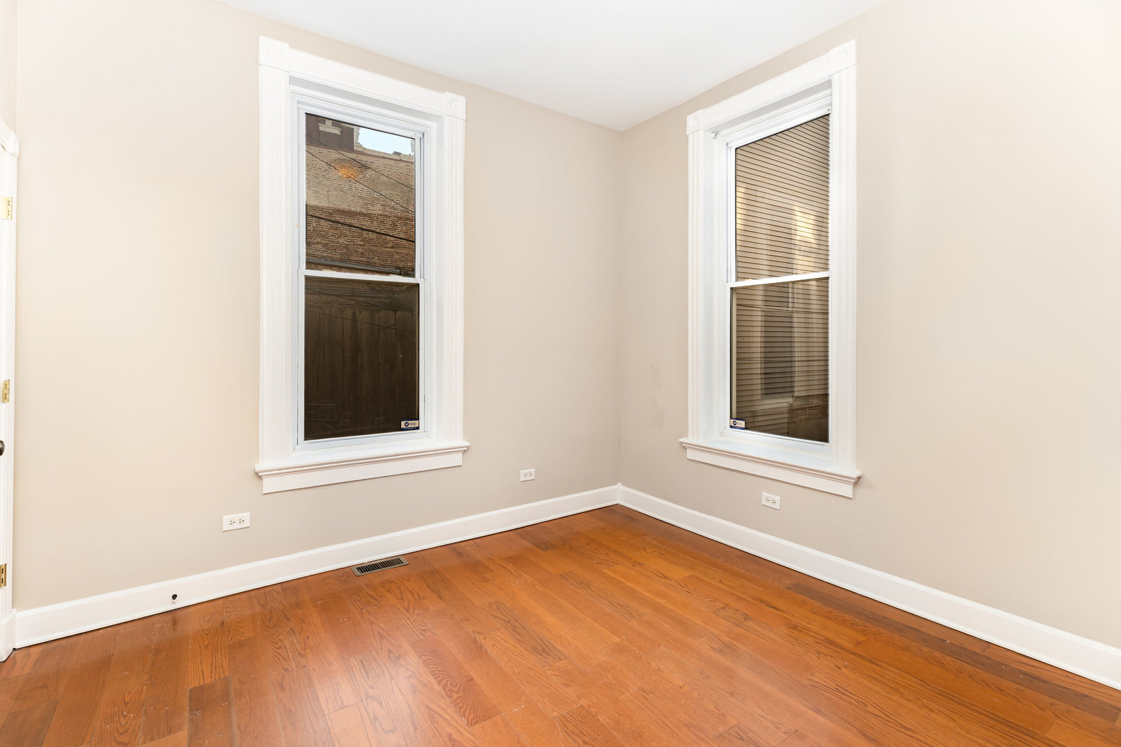 1809 W Cortland Street, Chicago, IL 60622