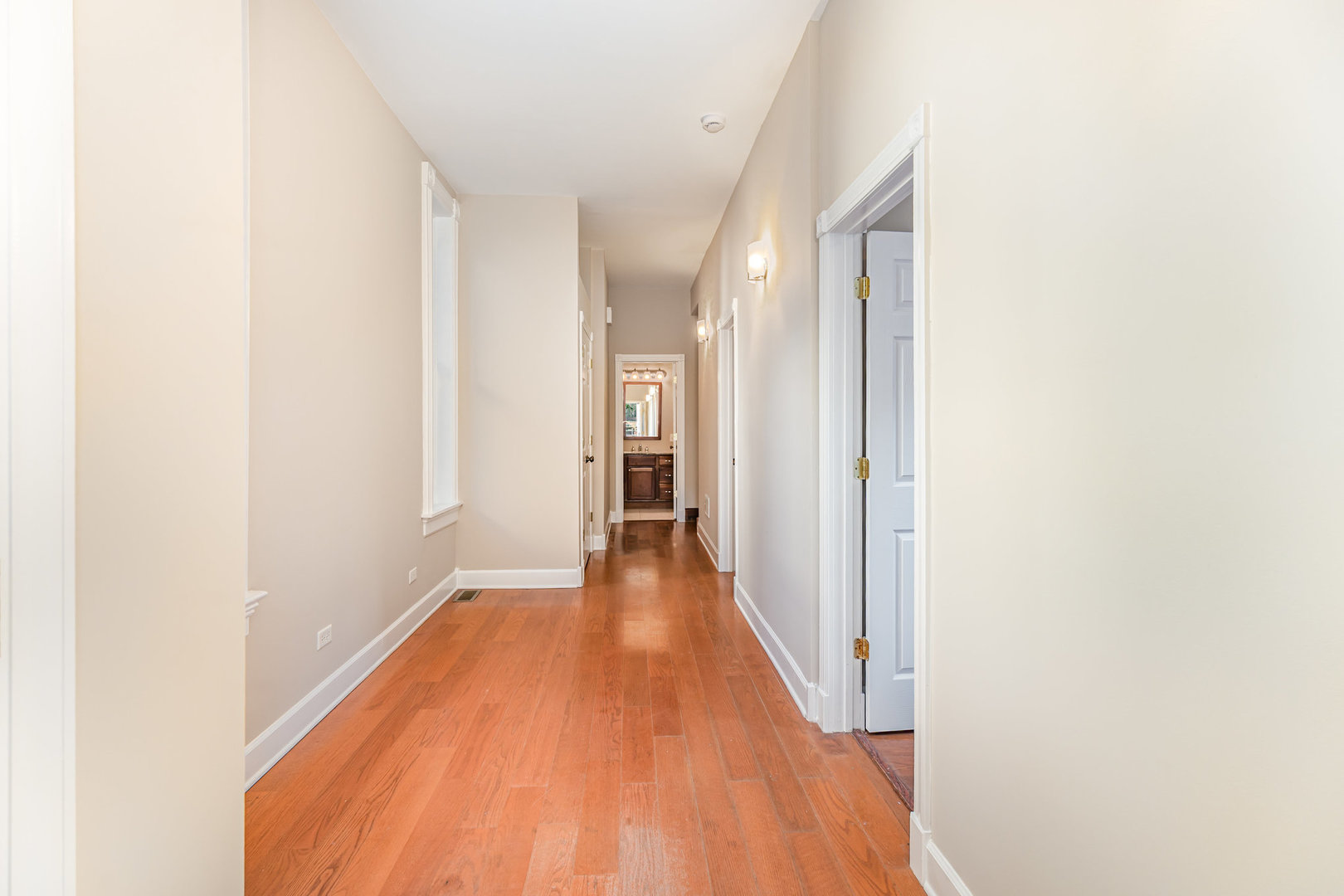 1809 W Cortland Street, Chicago, IL 60622