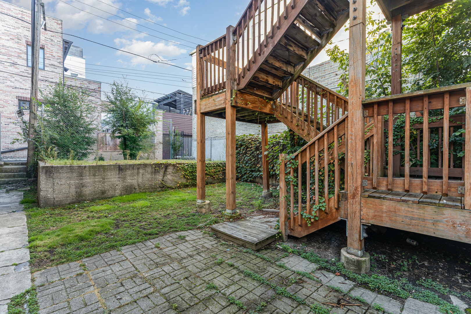 1809 W Cortland Street, Chicago, IL 60622