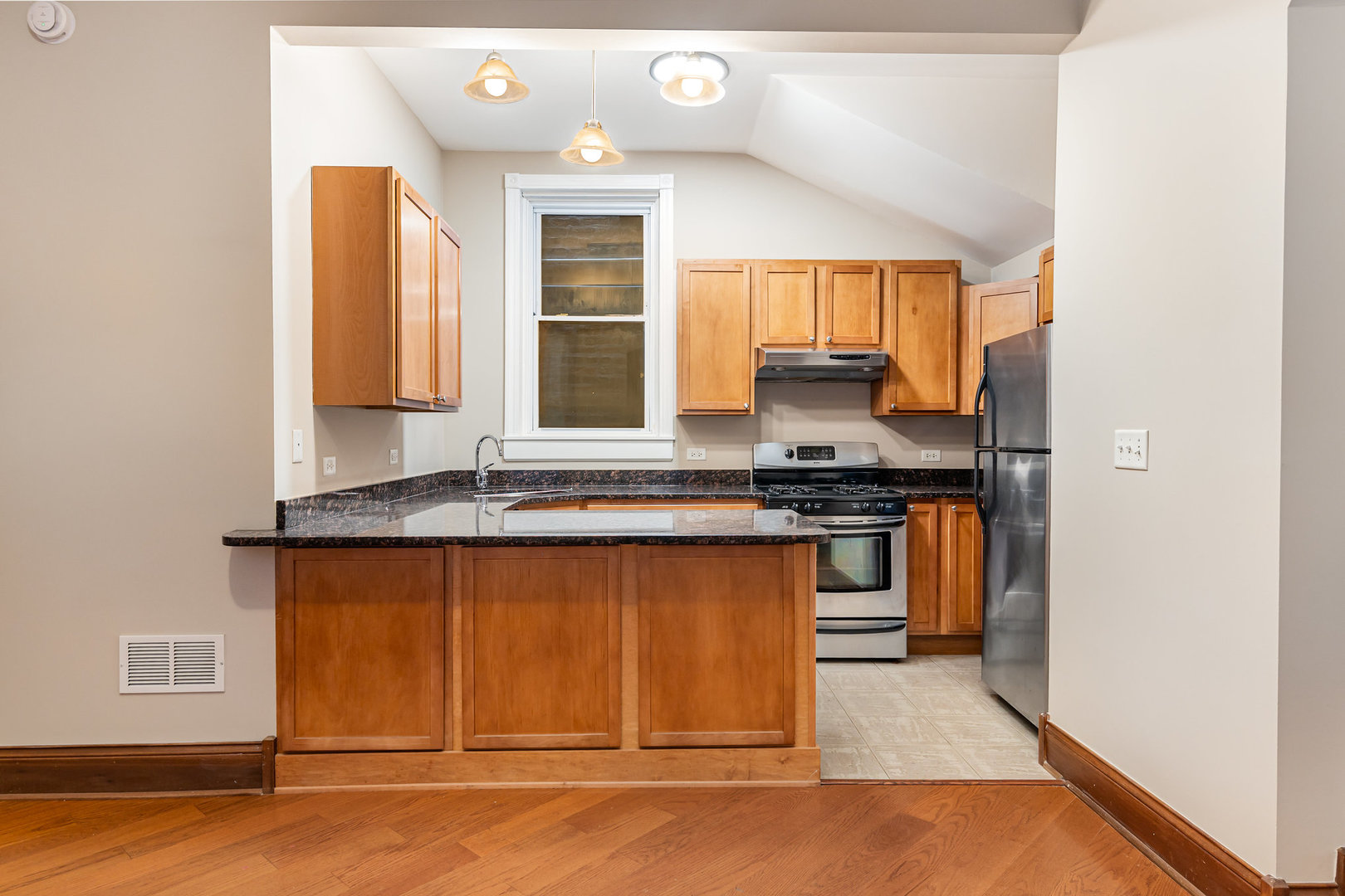 1809 W Cortland Street, Chicago, IL 60622