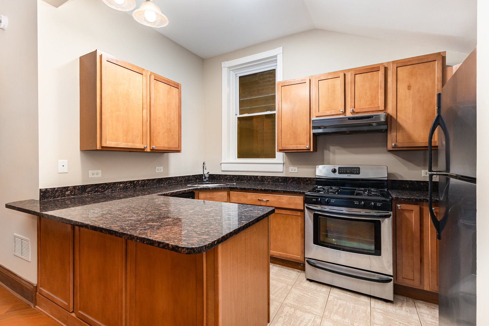 1809 W Cortland Street, Chicago, IL 60622