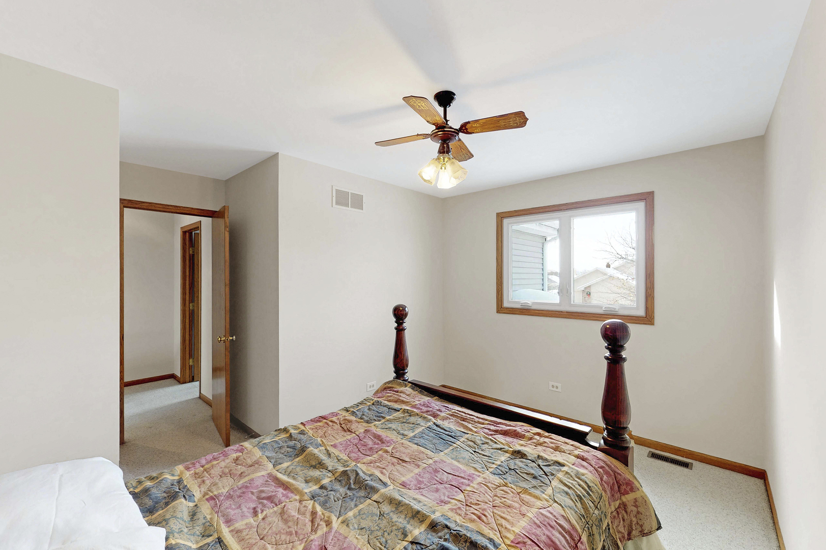 19613 Cambridge Drive, Mokena, IL 60448