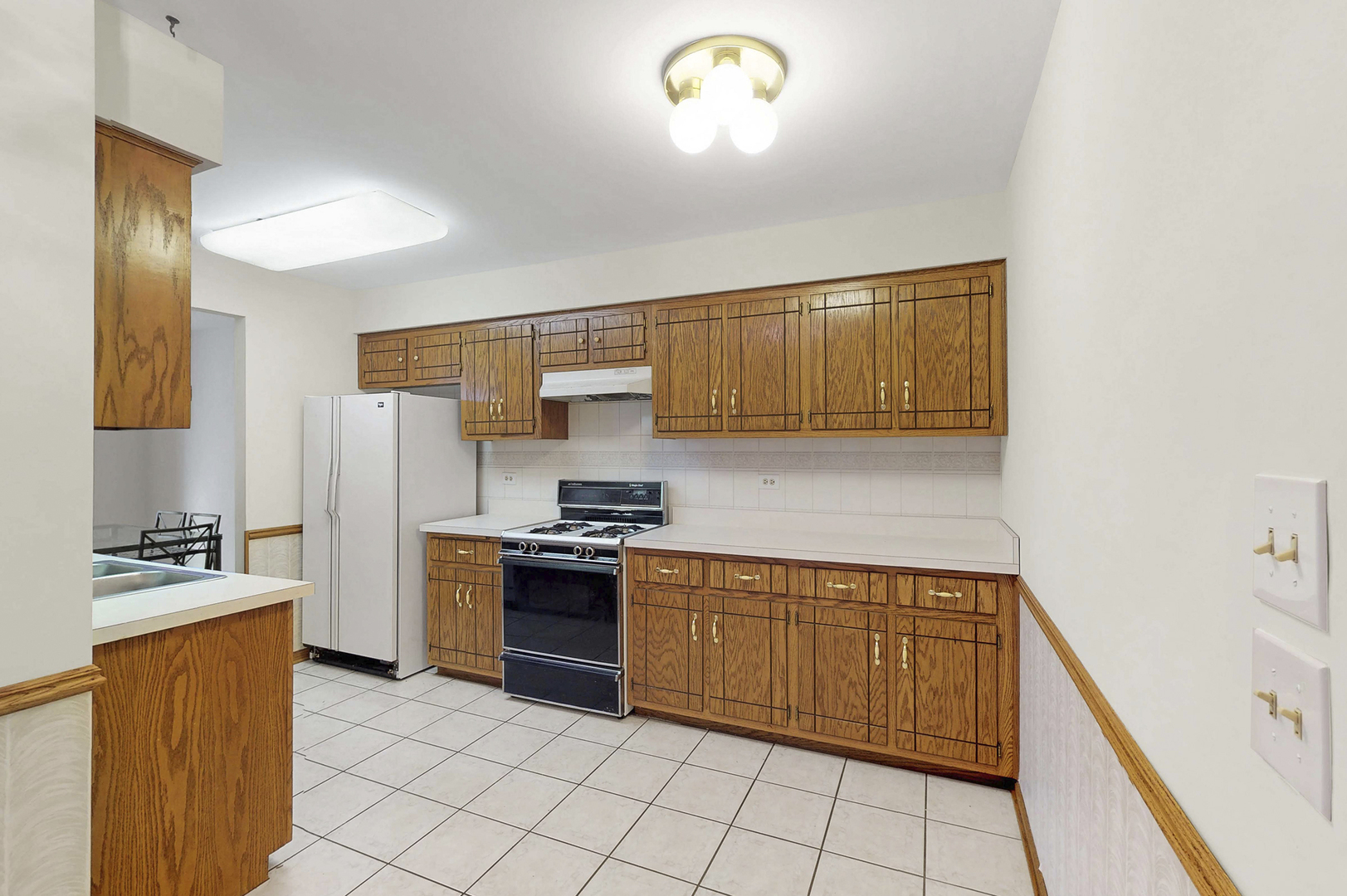 19613 Cambridge Drive, Mokena, IL 60448