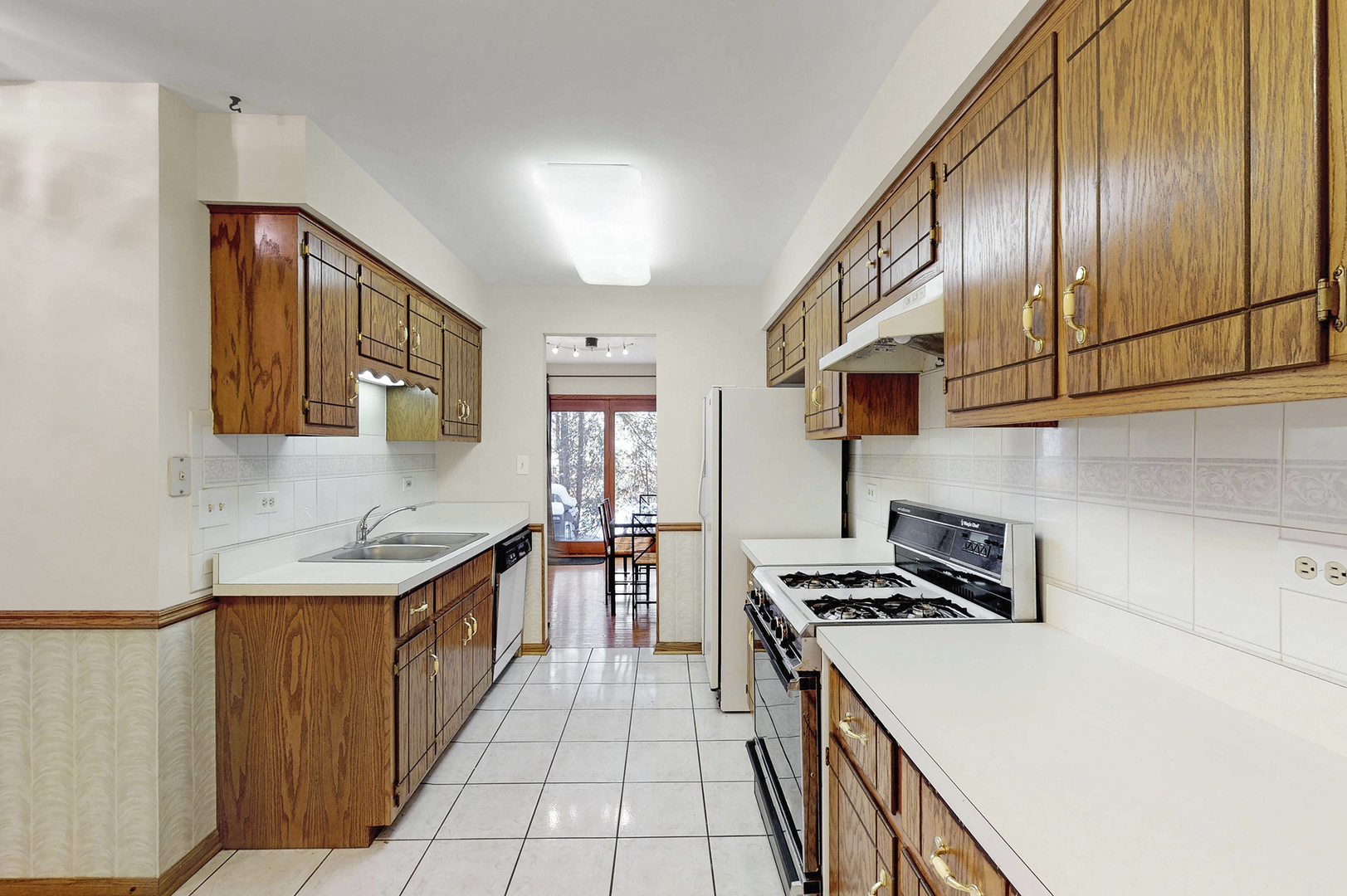 19613 Cambridge Drive, Mokena, IL 60448